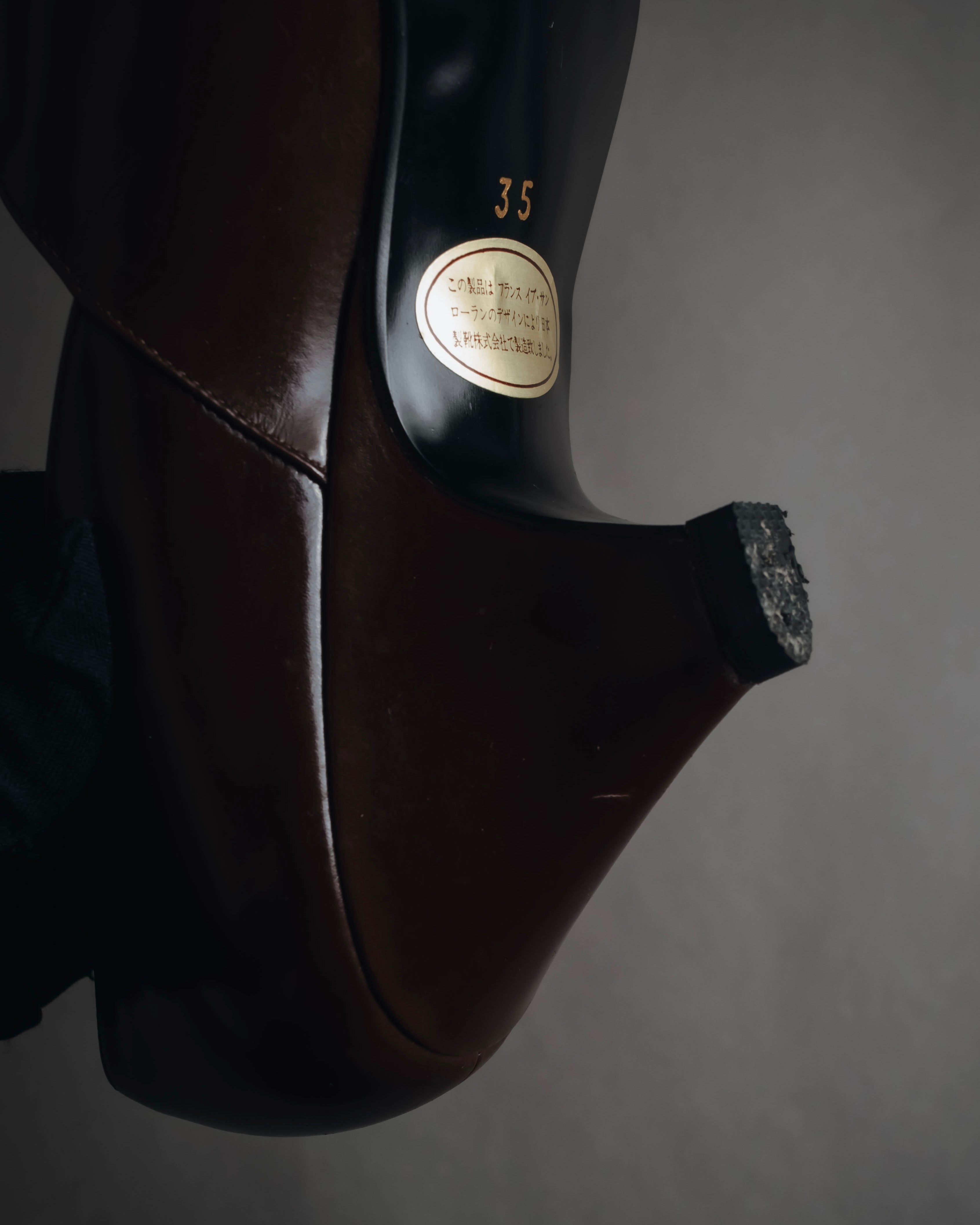 "YVES SAINT LAURENT" Elegant ribbon leather pumps