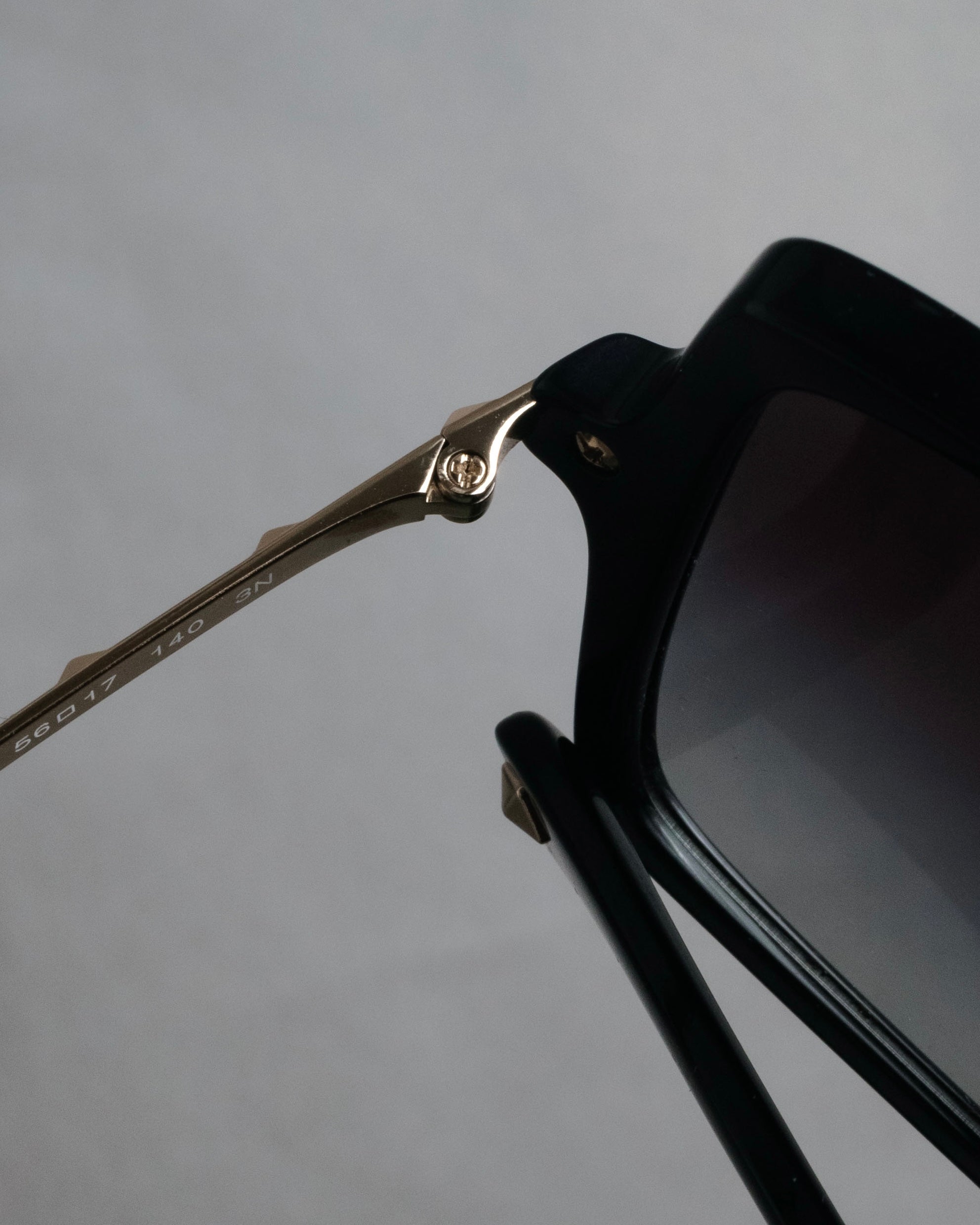 “VALENTINO” 2017’s-2022’s Rockstud sunglasses