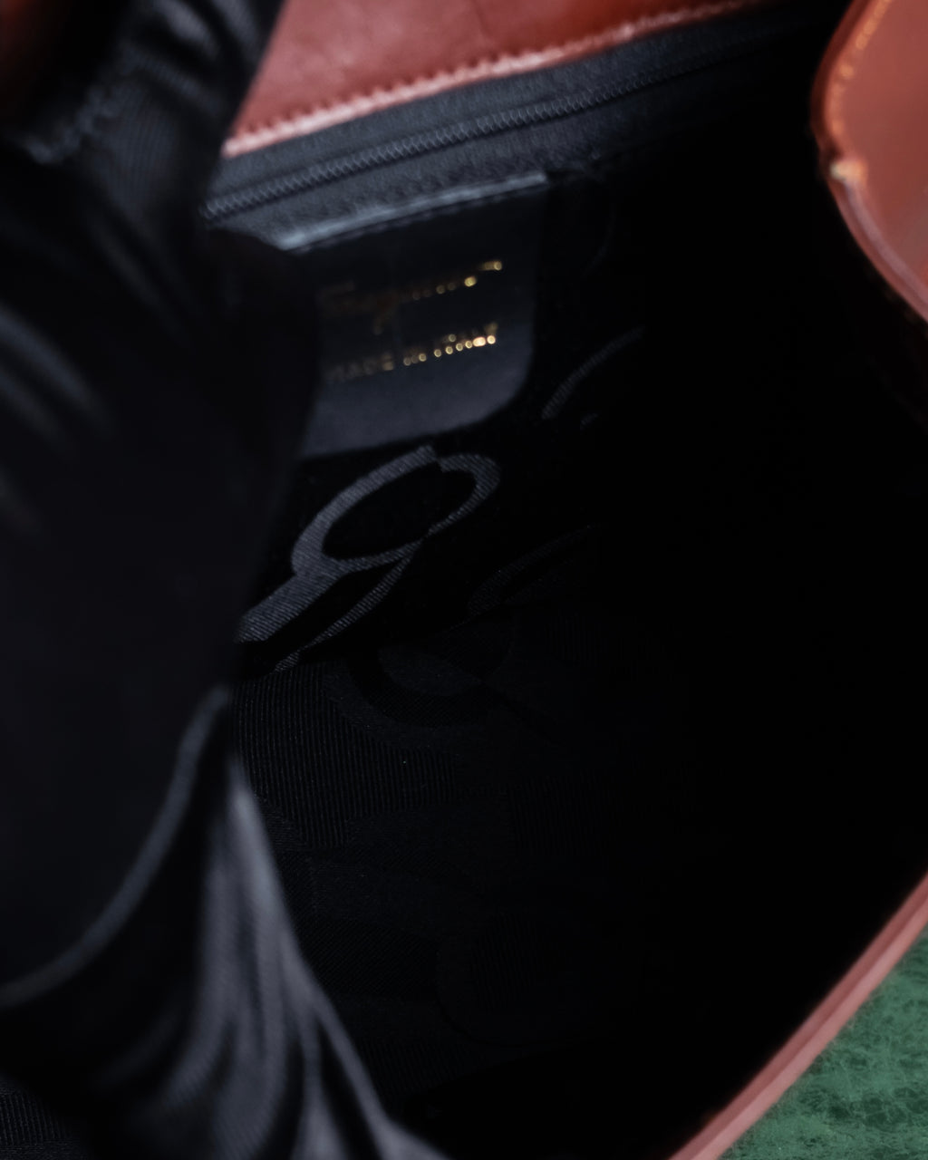 "Salvatore Ferragamo" Coin motif metal design leather hand bag