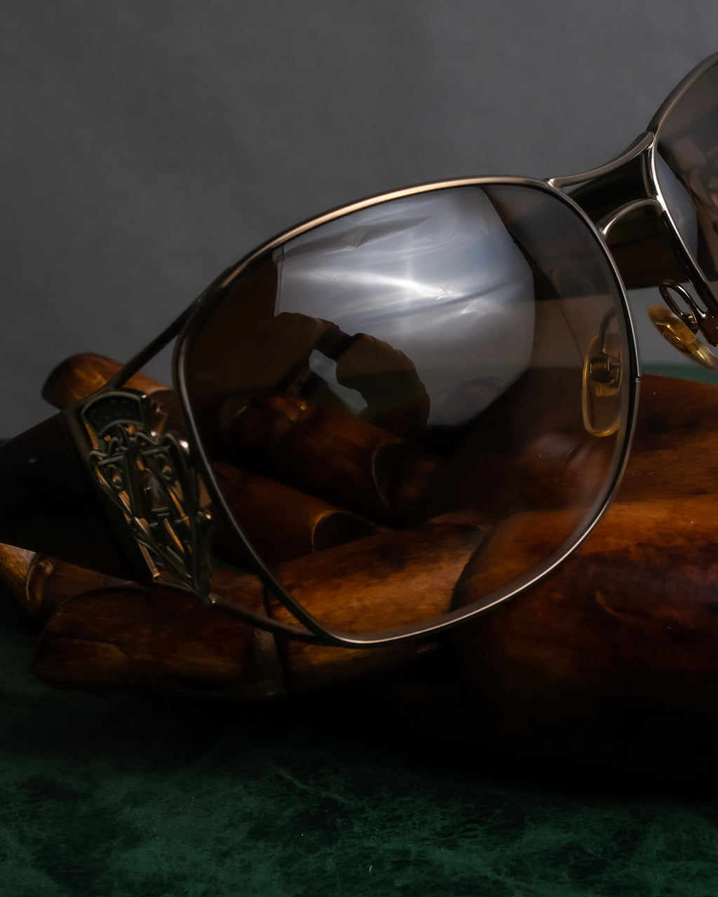 "GUCCI" Teardrop frame smoking lens sunglasses