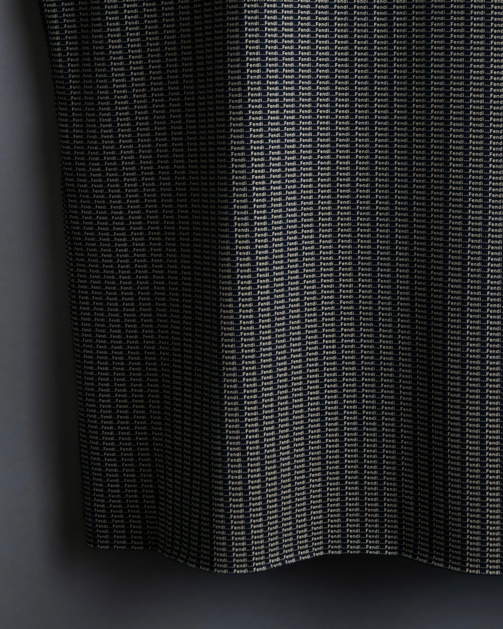 "FENDI" Logo print V-neck sleeveless top