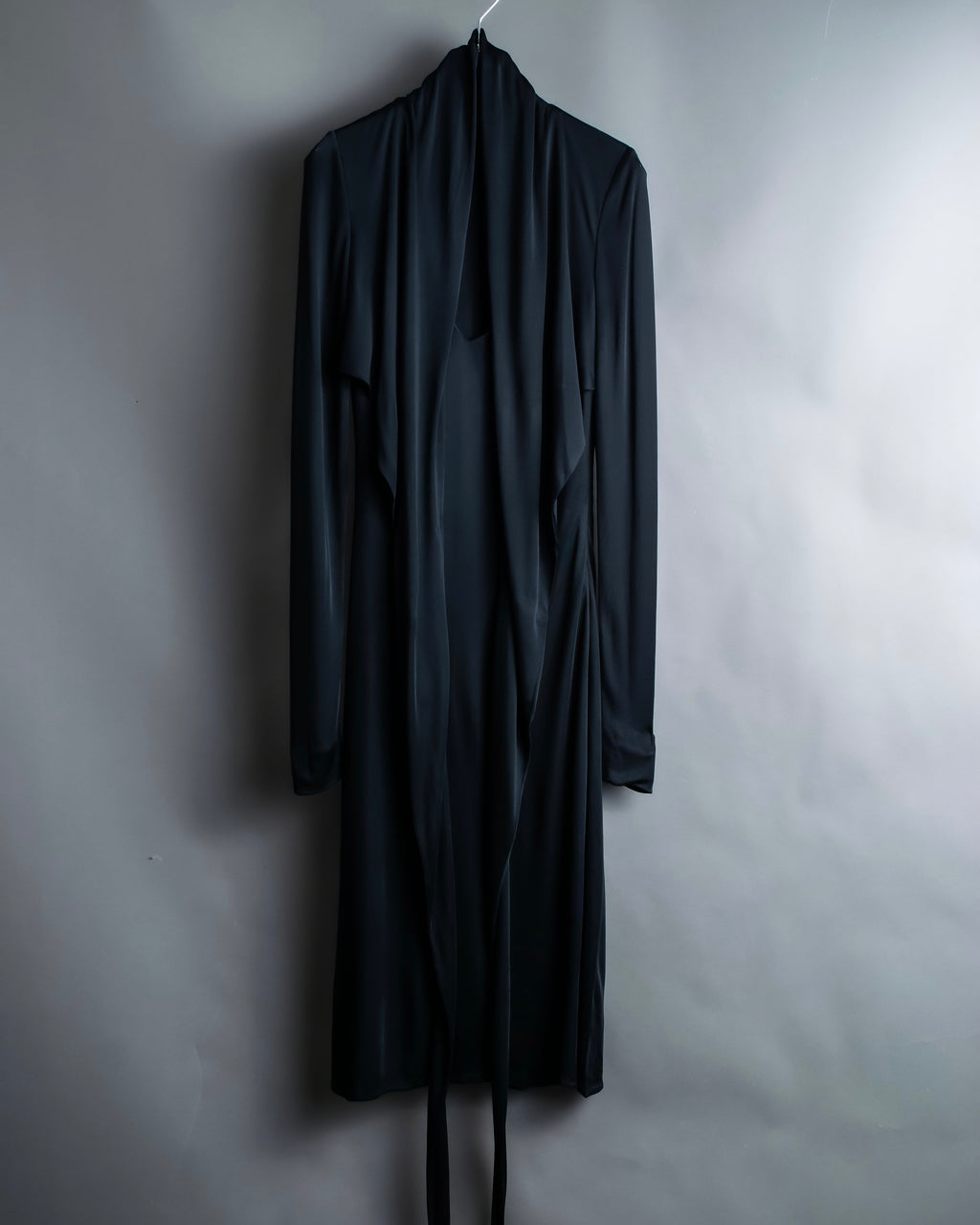 "GUCCI" Front garment attached V-neck dress