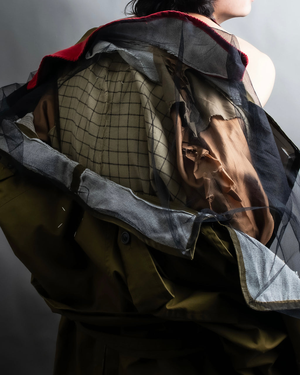 "MAISON MARGIELA" 20AW reconstructed tulle docking trench coat