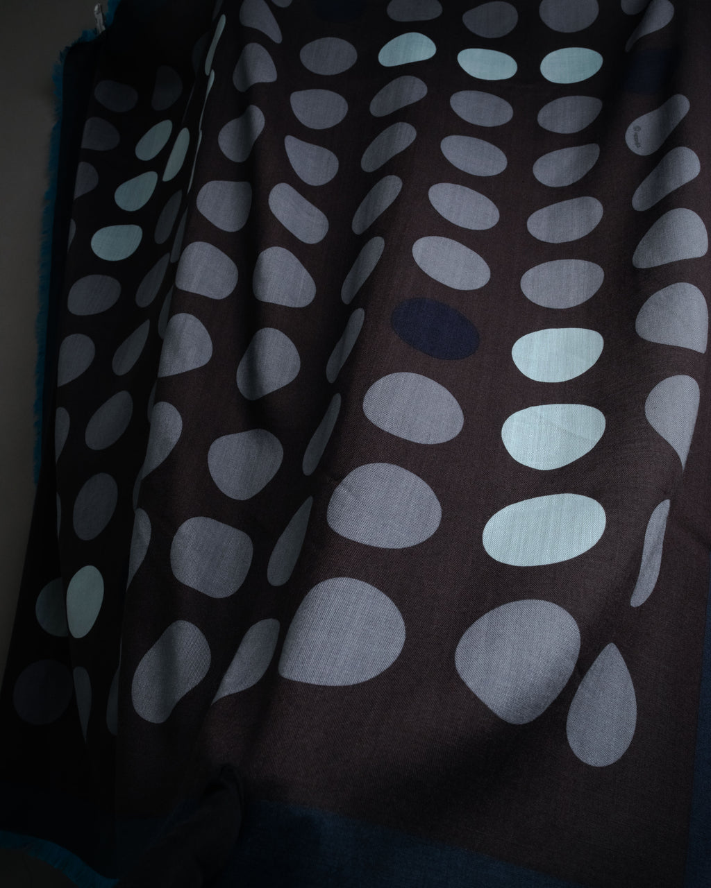 “HERMÈS” 10's-20's Polka dot wool silk fringed stole