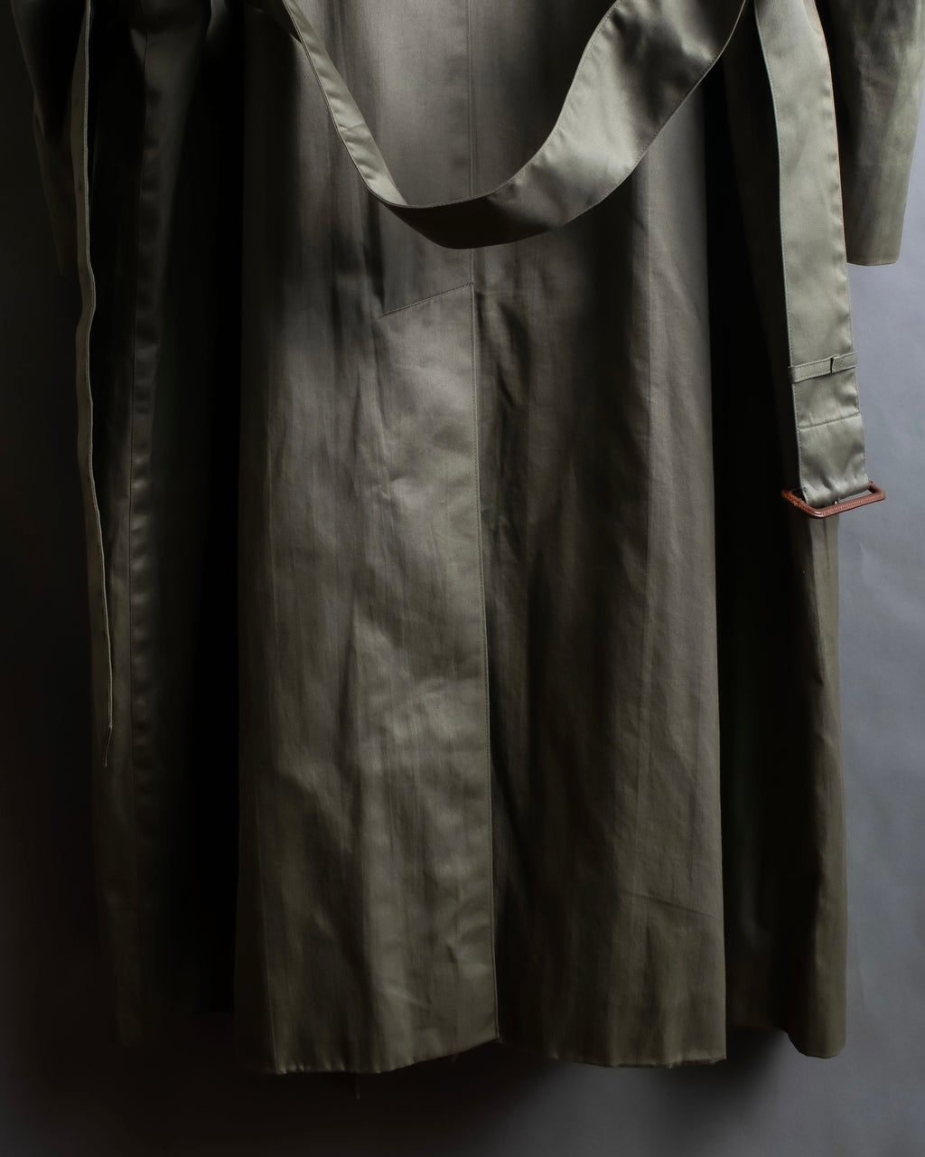 "Burberrys" Dark khaki belted trench coat