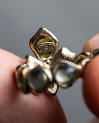 "CHANEL" Mysterious details stone ring