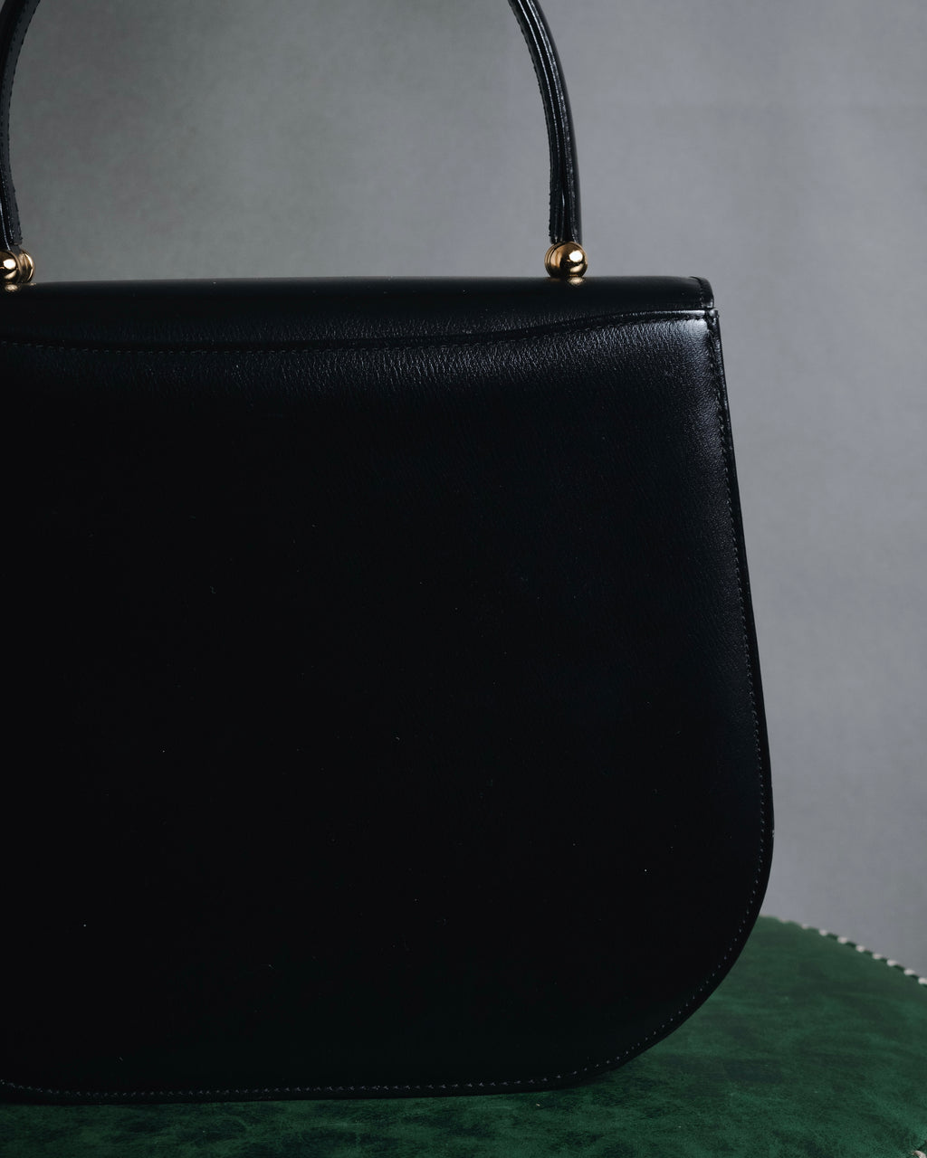 "PIERRE BALMAIN" 80’s-90’s box calf gold bar top handle bag