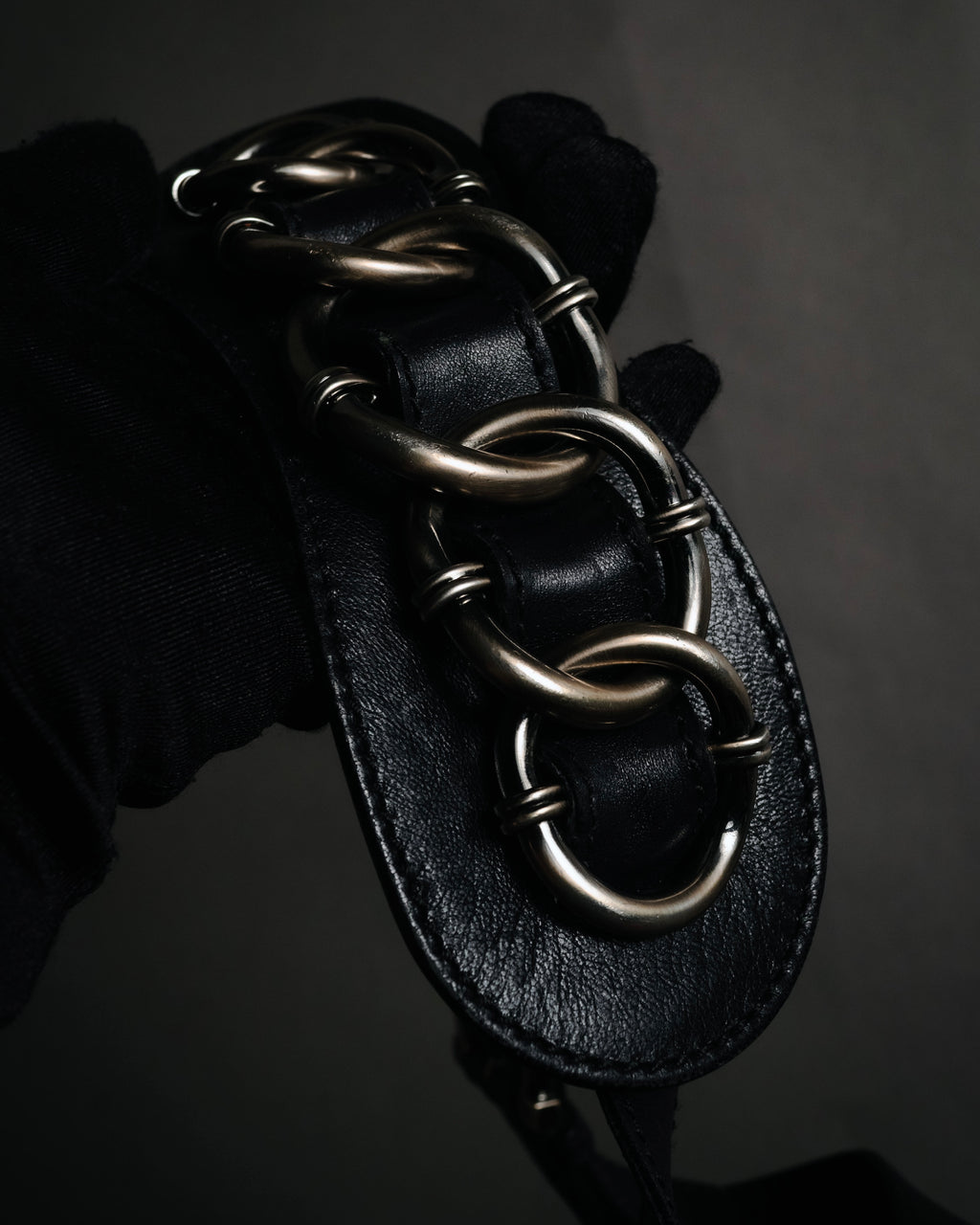 –SPECIAL– "Salvatore Ferragamo"
00’s Gancini ring-gathered nappa 2way bag