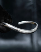 "ete" Silver 925 wavy design bangle