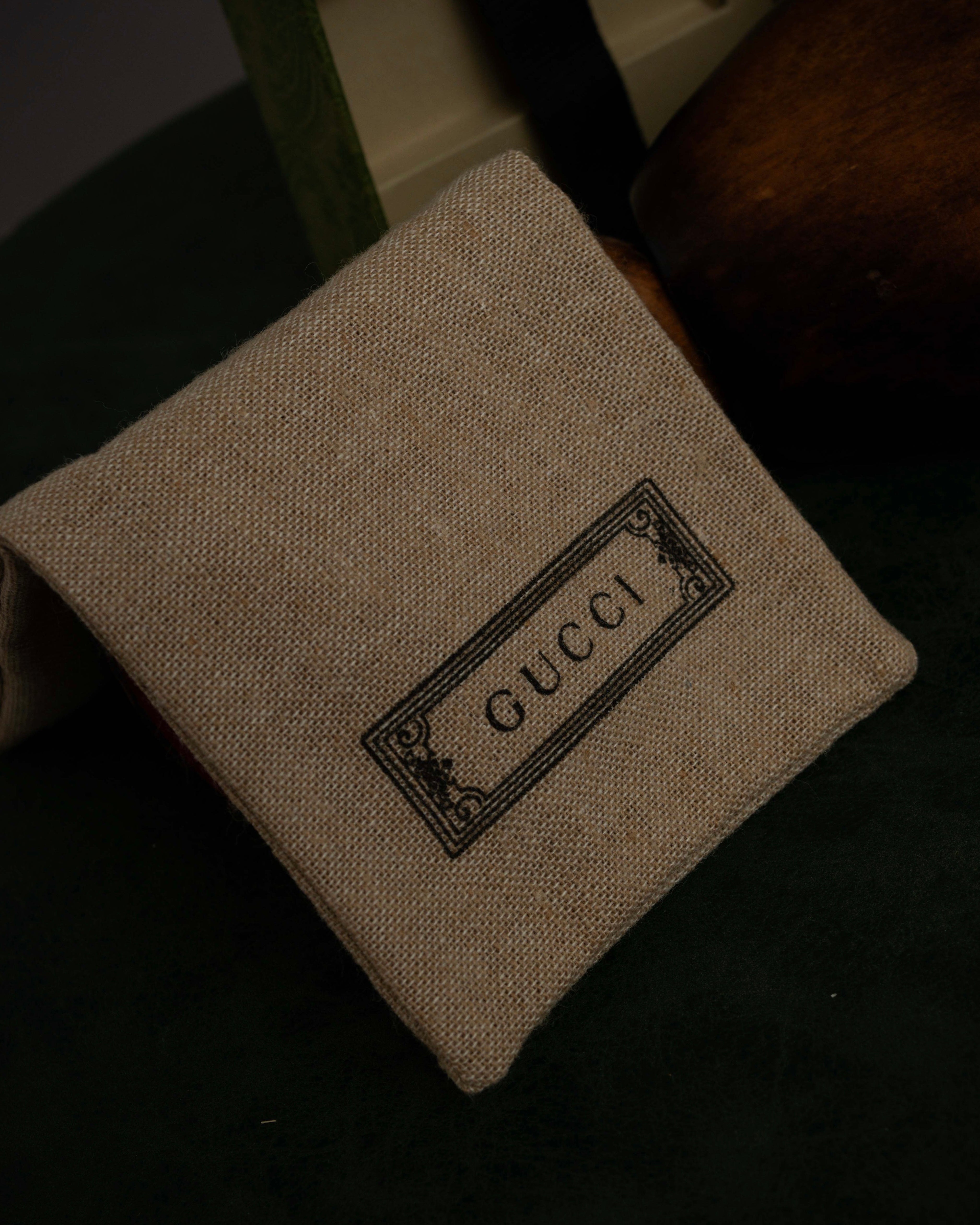 "GUCCI" Michele period lion head gold ring