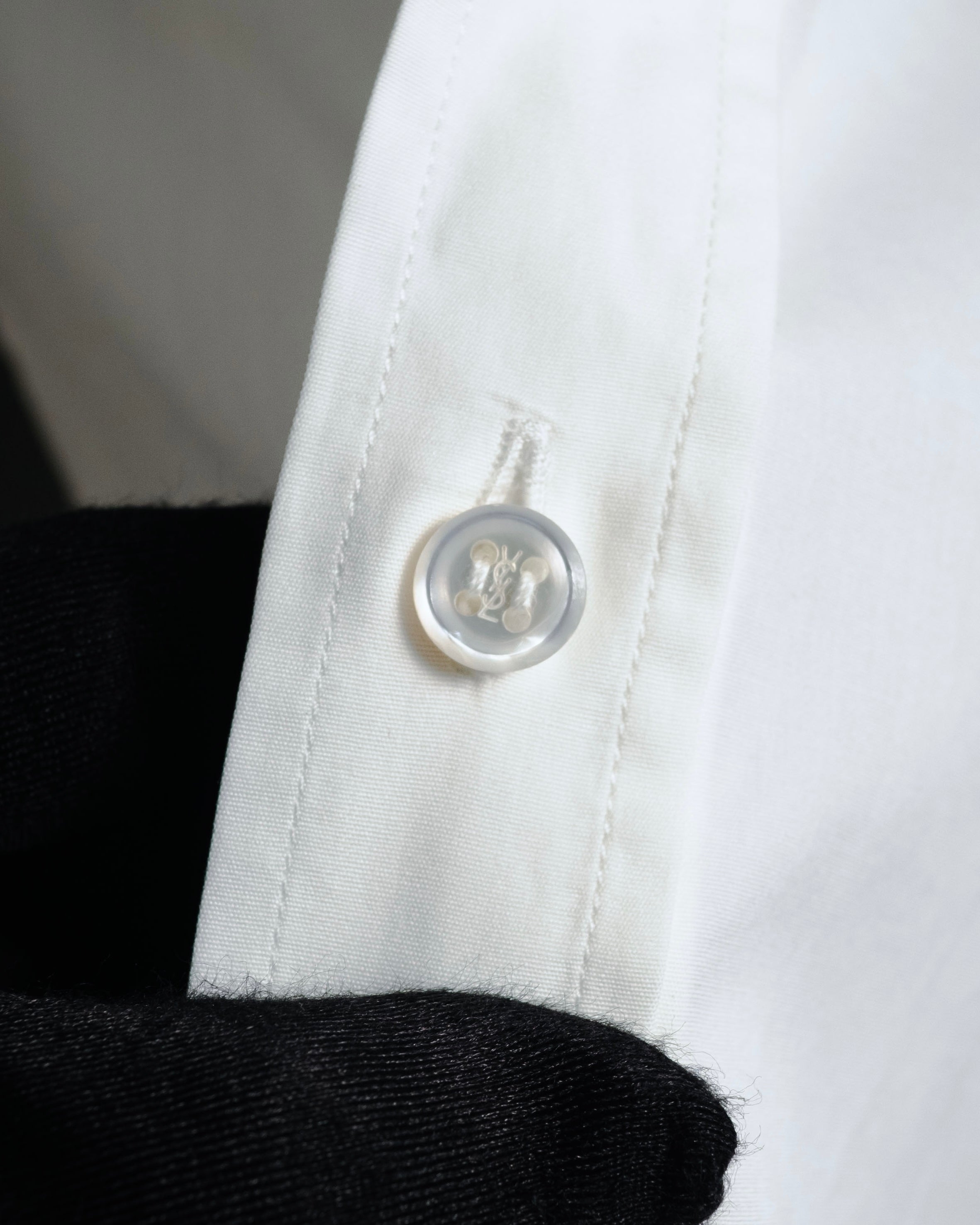 –SPECIAL– "Yves Saint Laurent" 00’s Tuxedo bib-front wing-collar dress shirt