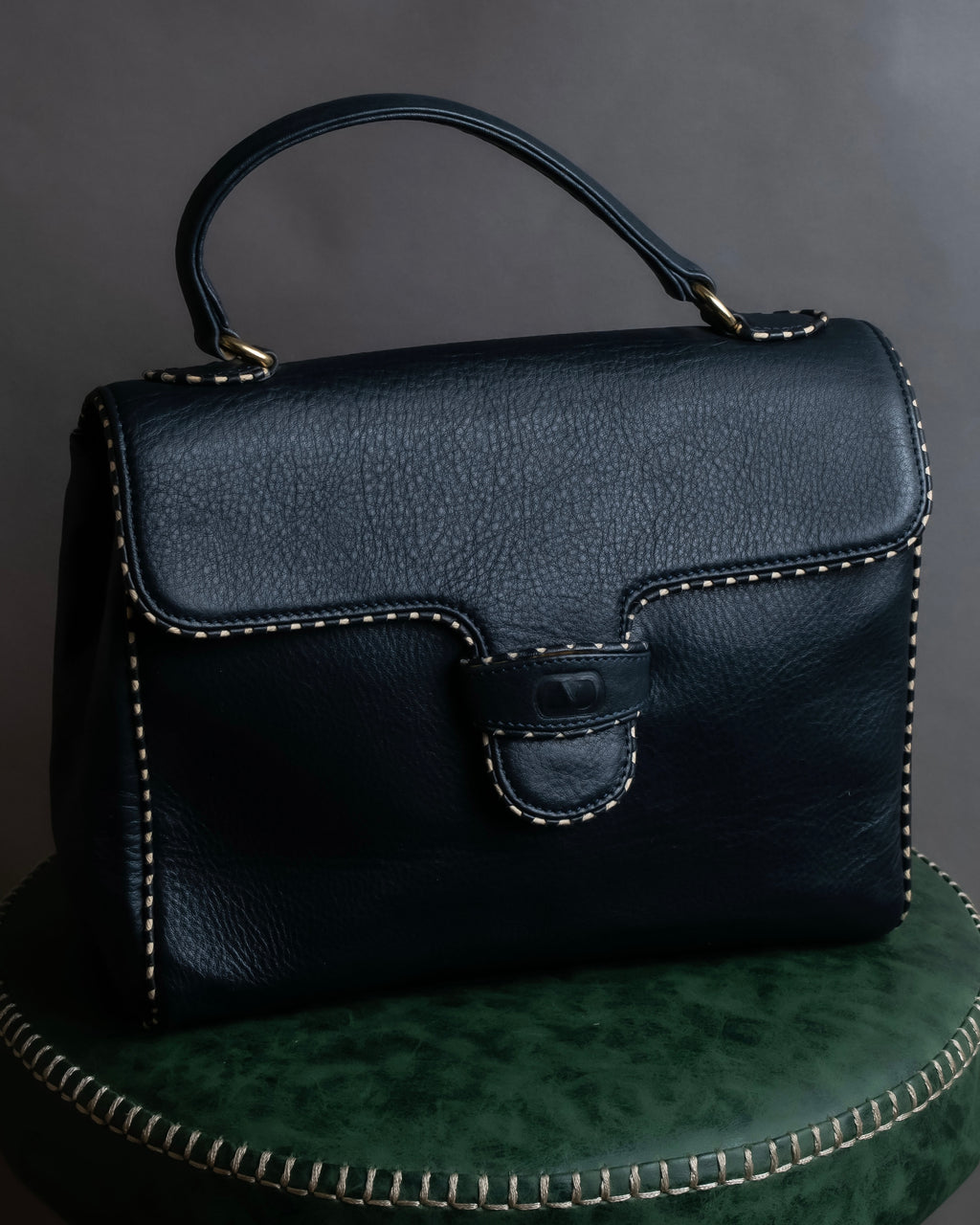"Valentino Garavani" Saddle stitch design grain leather hand bag