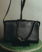 “Yves Saint Laurent” 90’s-00’s Cassandra logo one shoulder leather bag