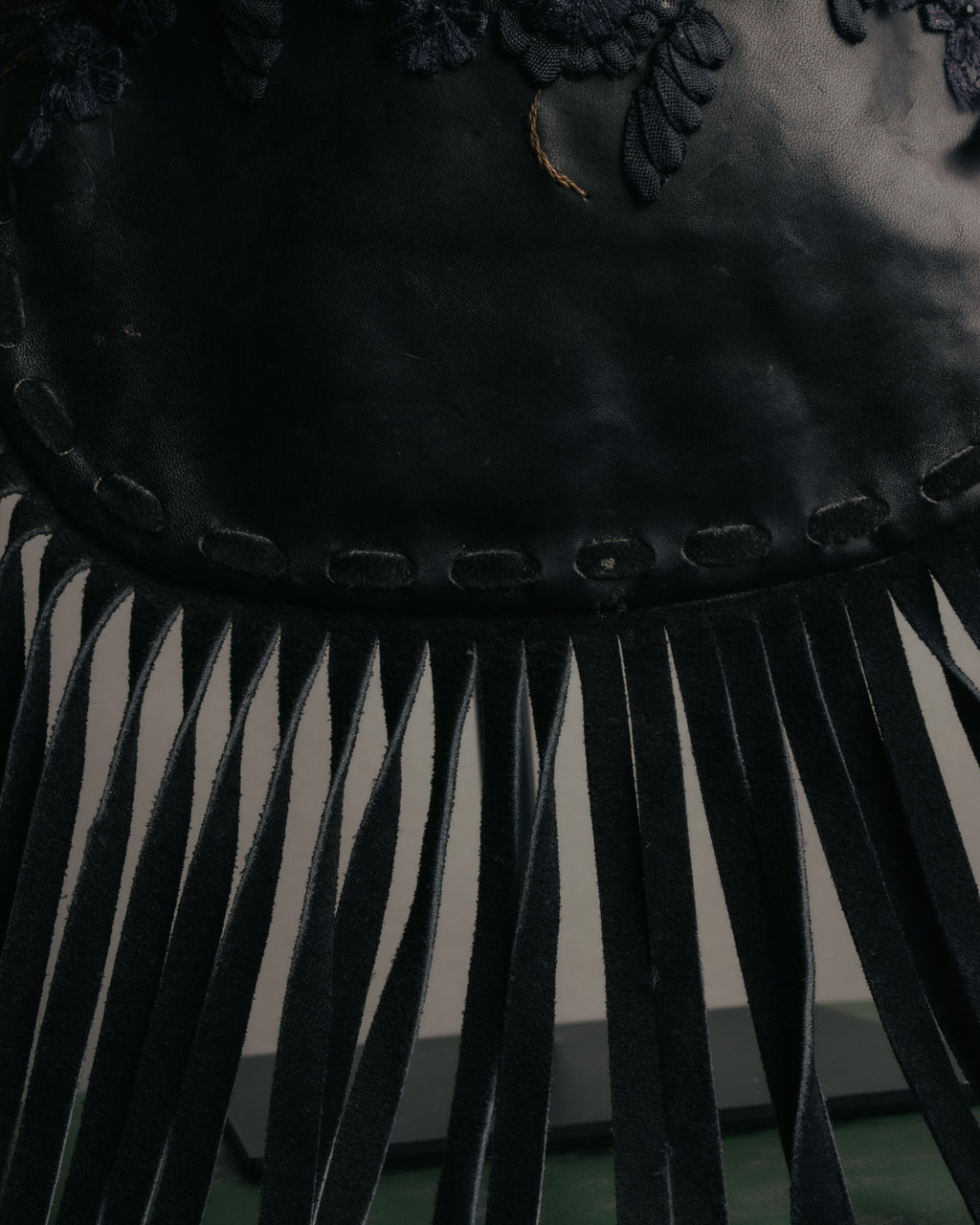 -SPECIAL- “VALENTINO GARAVANI” 2014-2016 lace embellished fringe frame bag