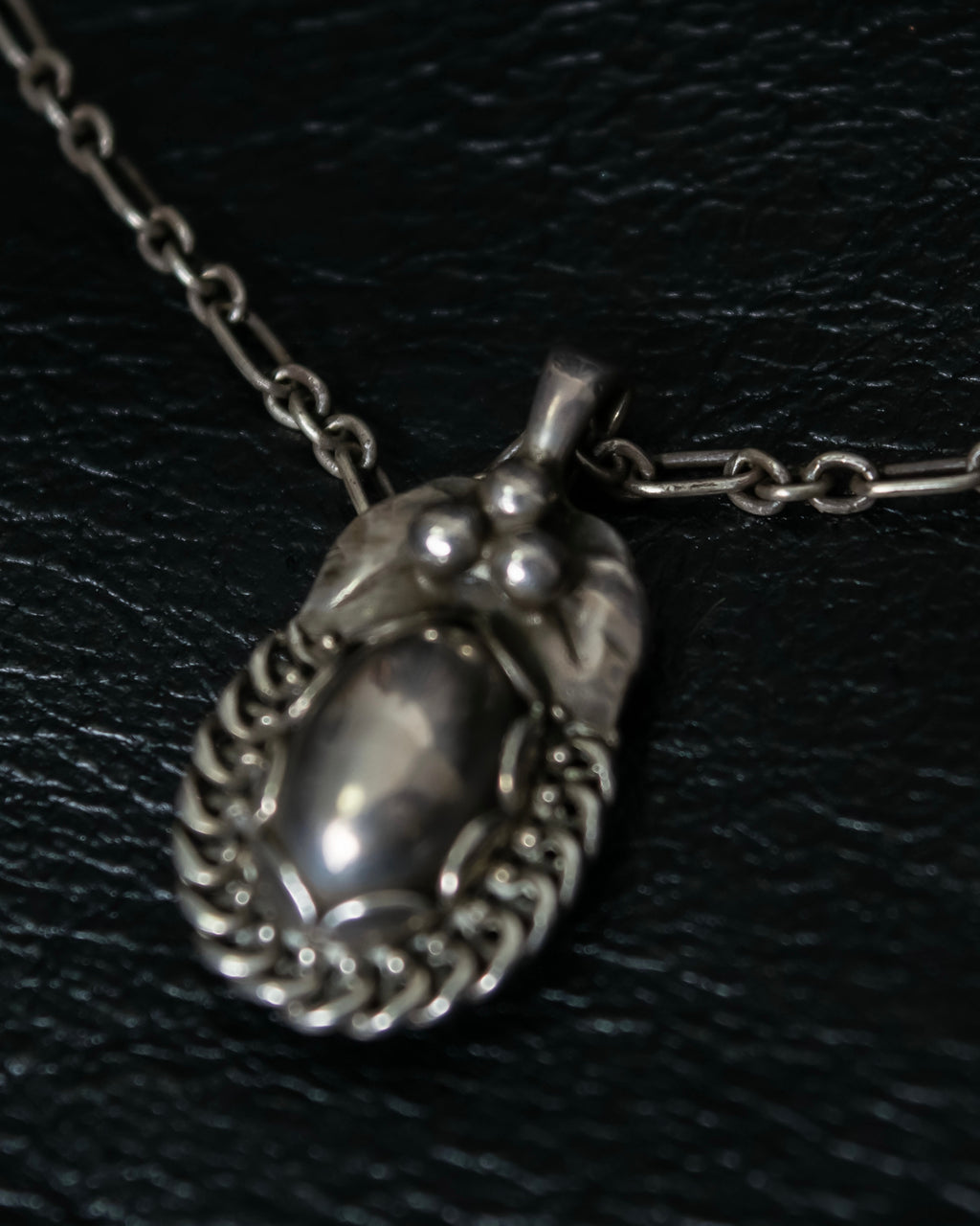 “Georg Jensen” Pendant of the year 1992 silver necklace