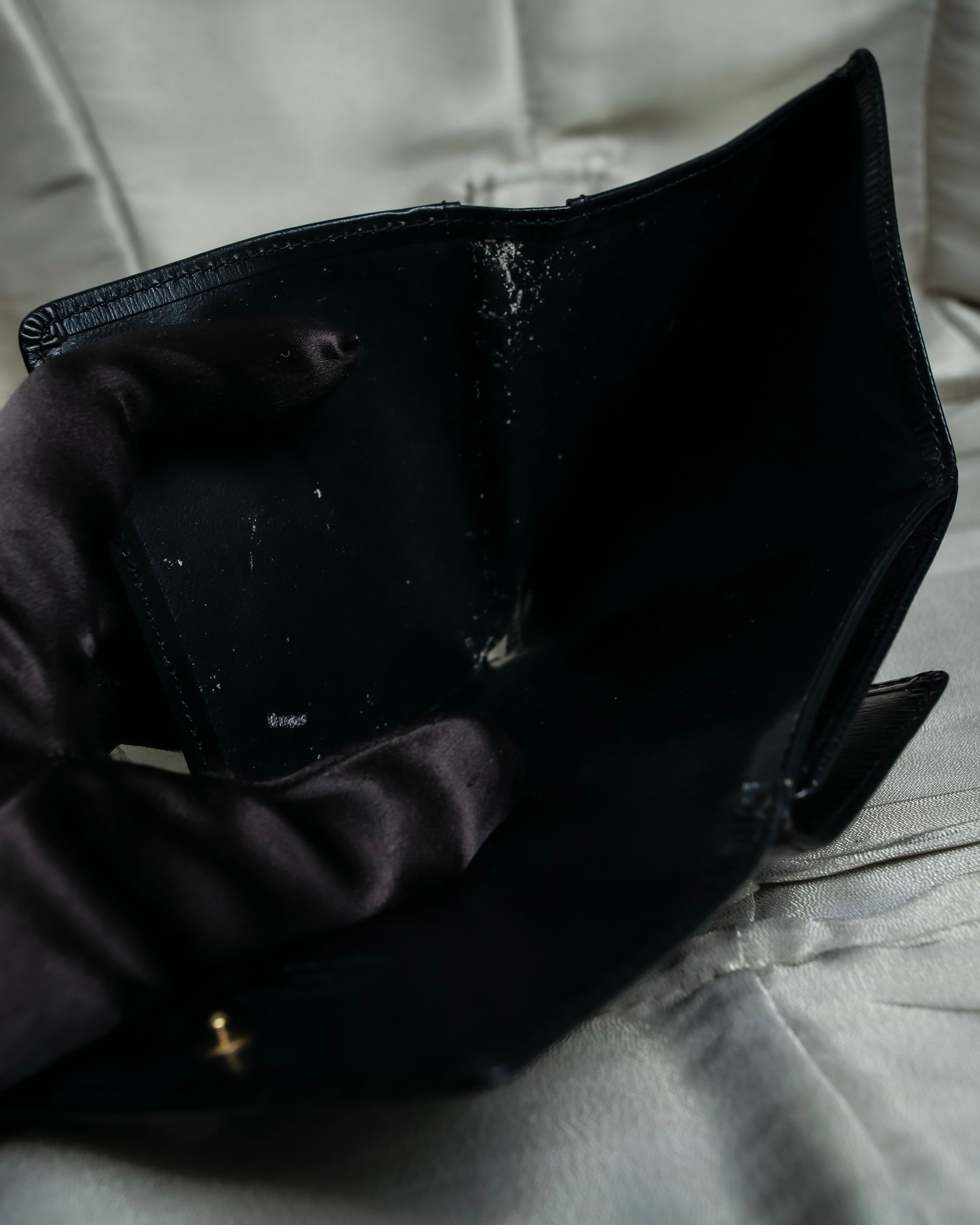 "Louis Vuitton" Horizontal Stripe Compact Leather Wallet