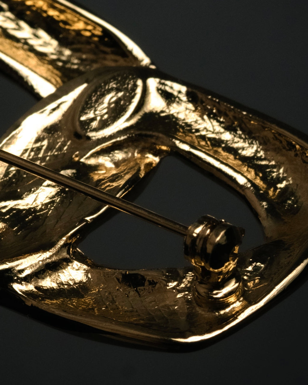 “Yves Saint Laurent” 80’s–90’s Sculptural chain motif brooch