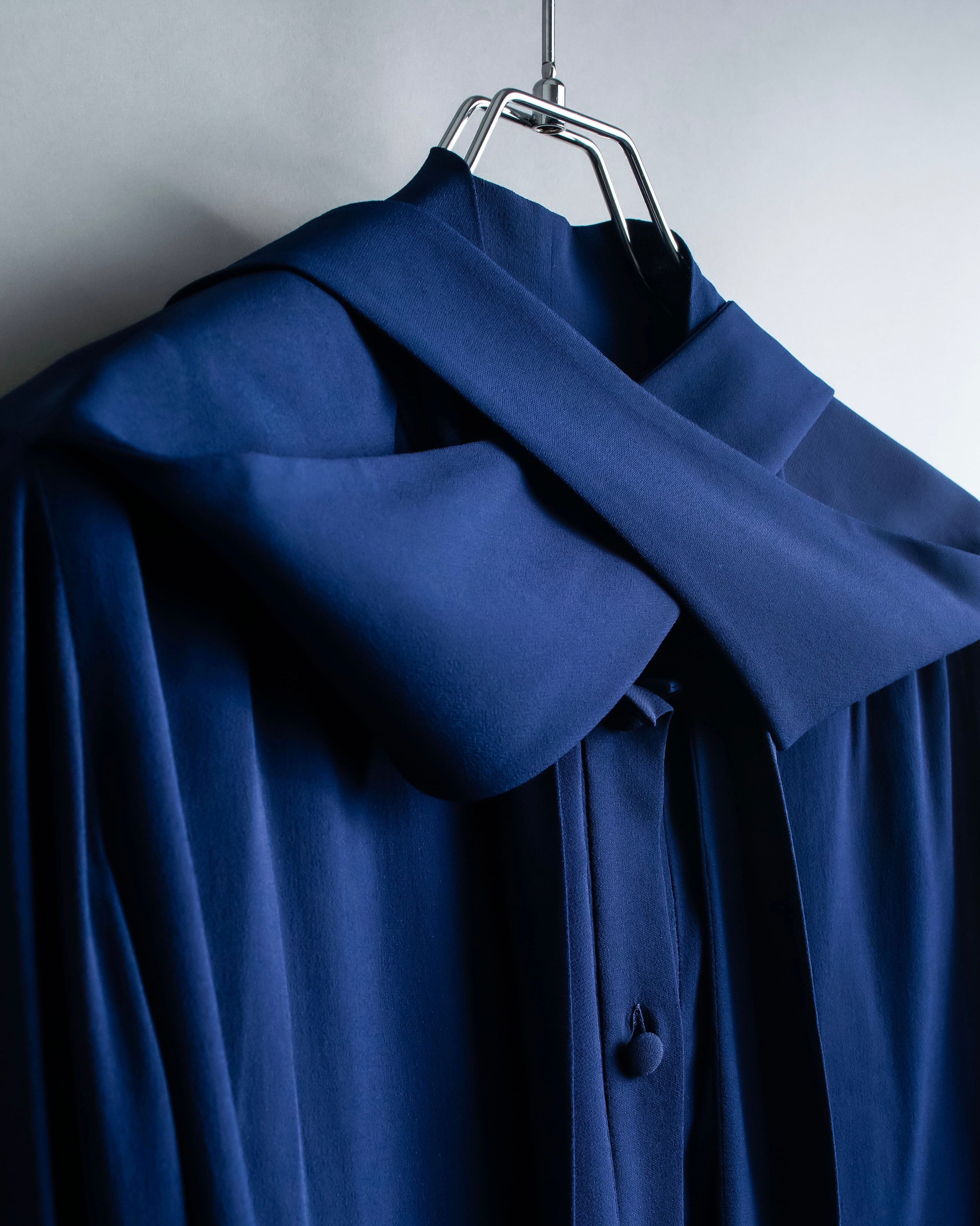 "BALENCIAGA" 16AW Pussy bow sailor shirt