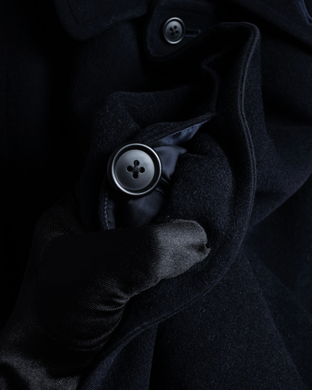 "BURBERRYS" High density wool stand collar coat