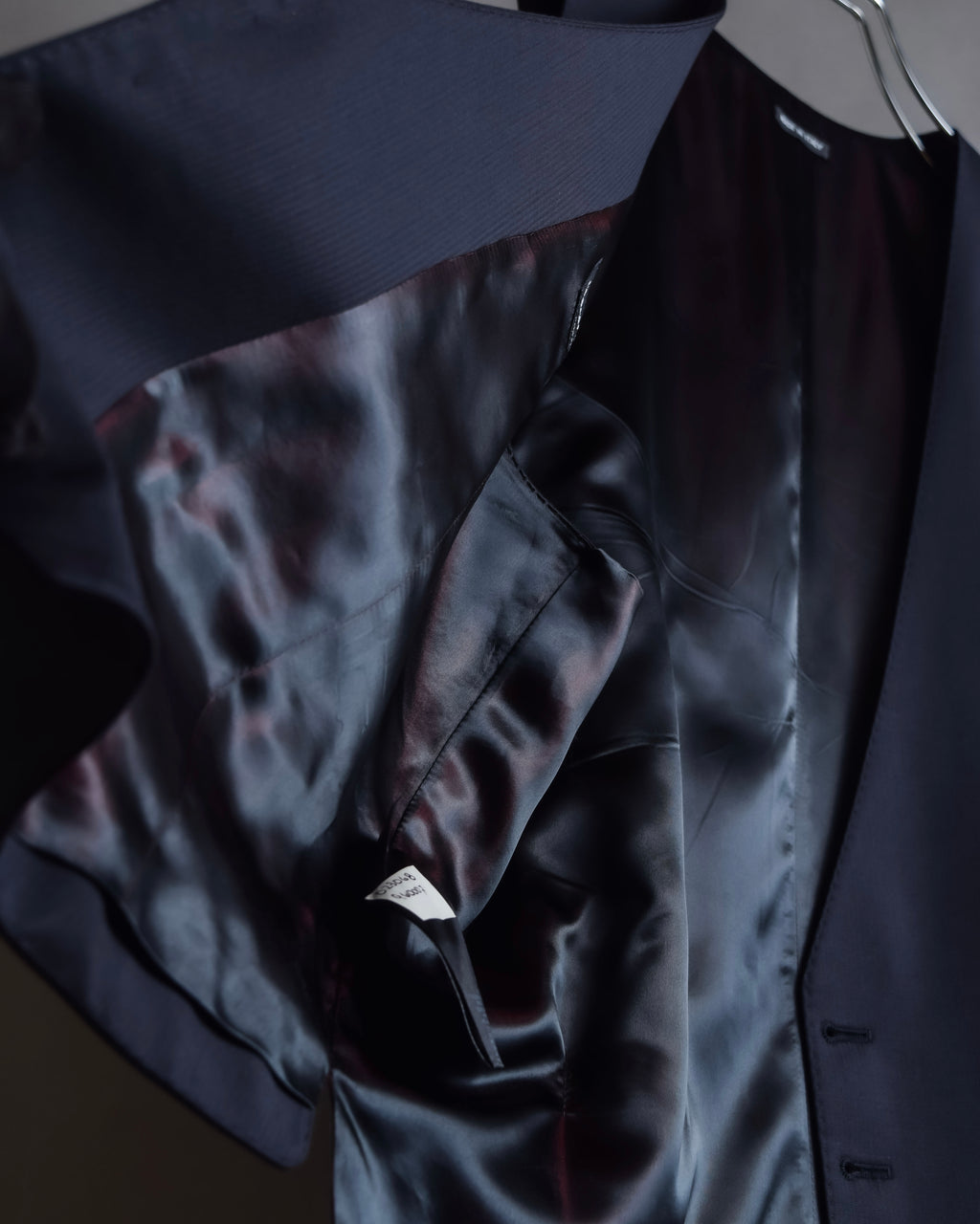 "GIORGIO ARMANI" Deep satin backed tailored wool vest