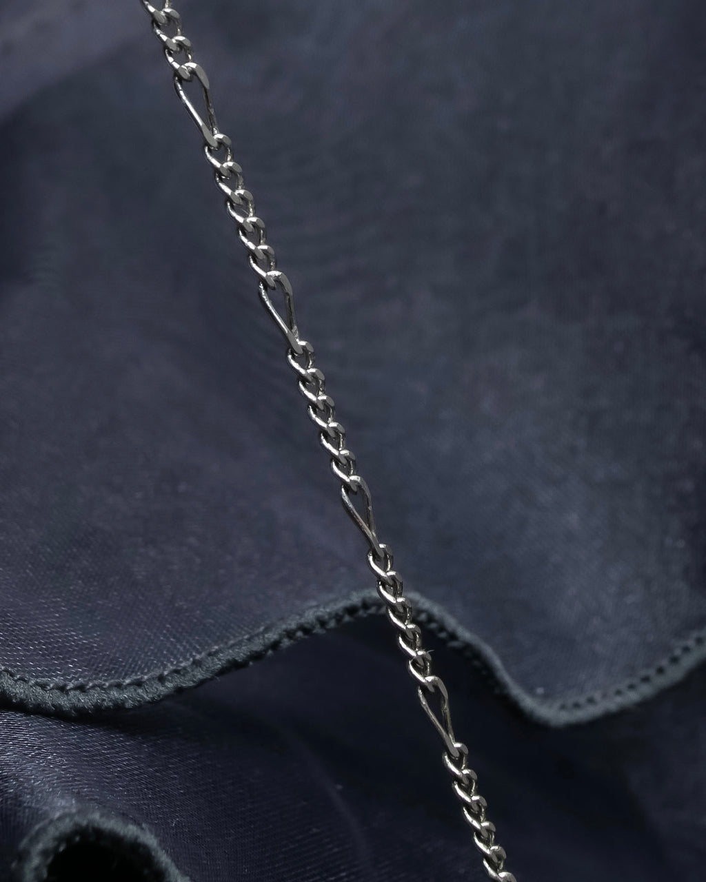 "LIMI feu " Chain docking organza bucket hat