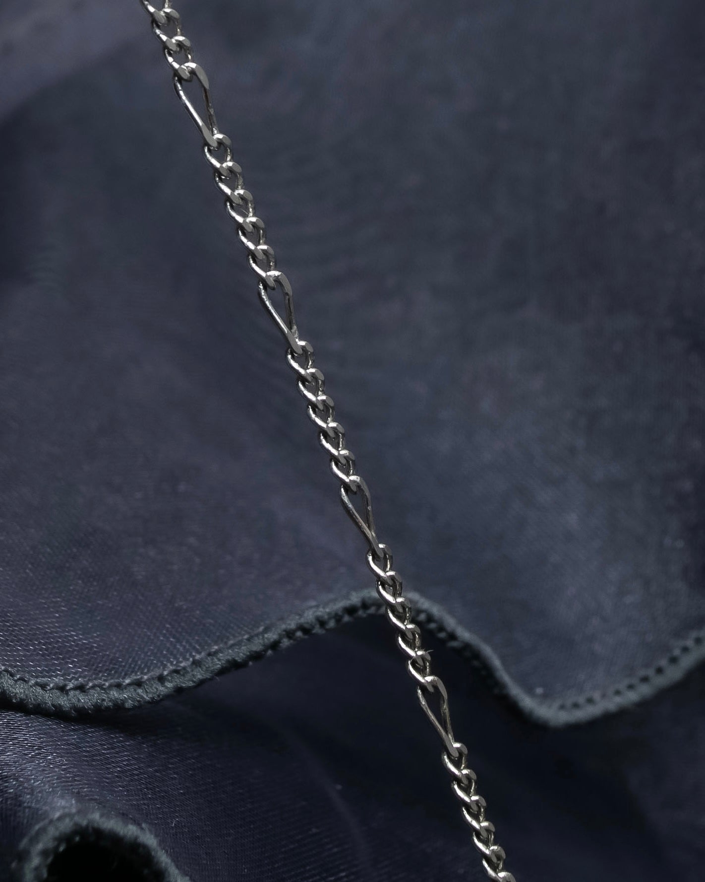 "LIMI feu " Chain docking organza bucket hat