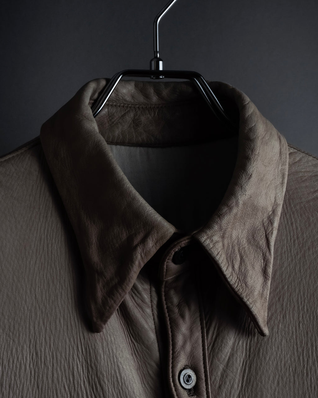 "ISAMU KATAYAMA" Dart-shaped deer leather shirt jacket