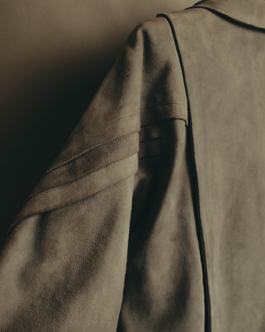-SPECIAL- “LOEWE” 80’s-early 90’s Taupe suede leather blouson jacket