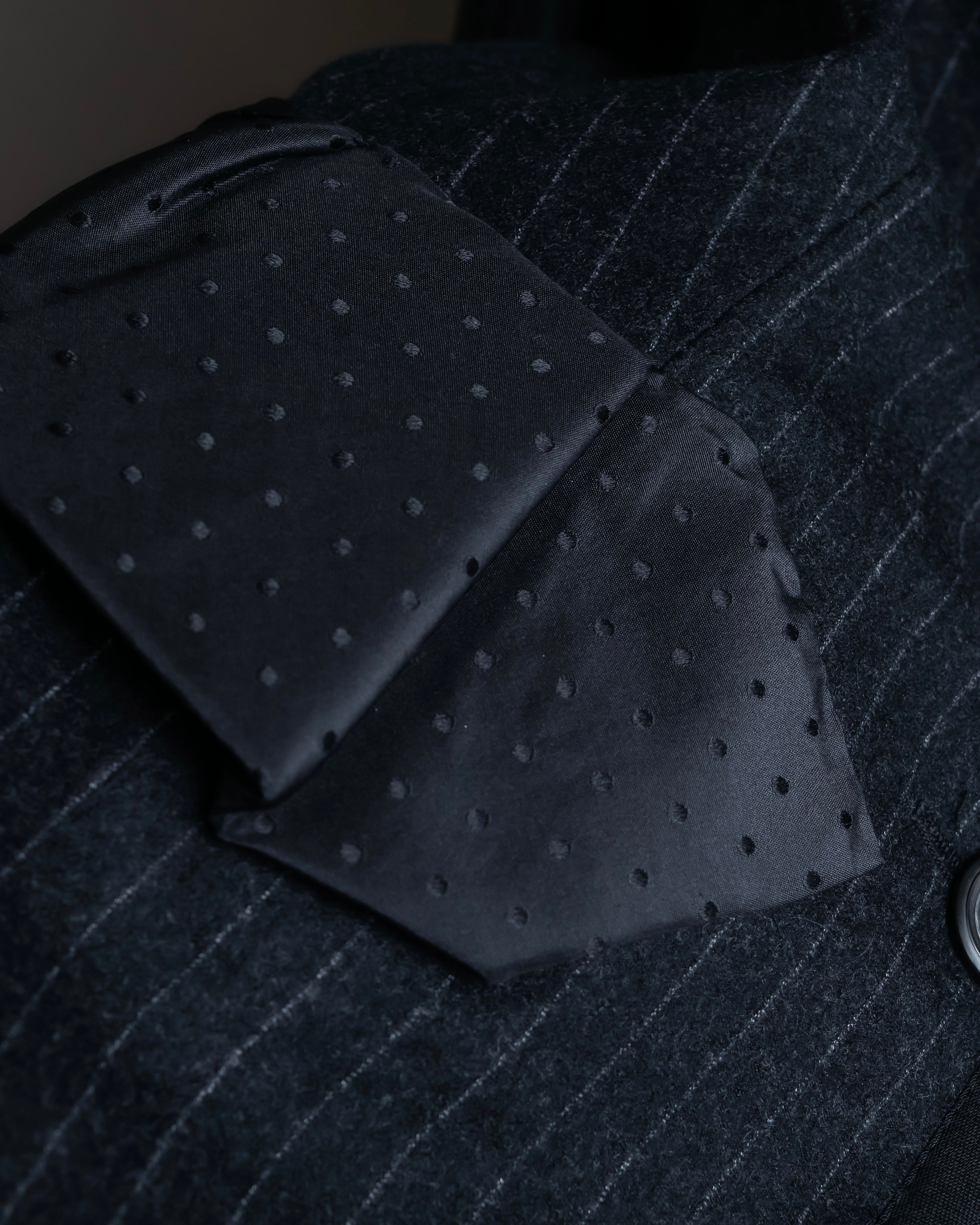 "MOSCHINO" Chalk stripe pattern separate fabric docking tailored jacket