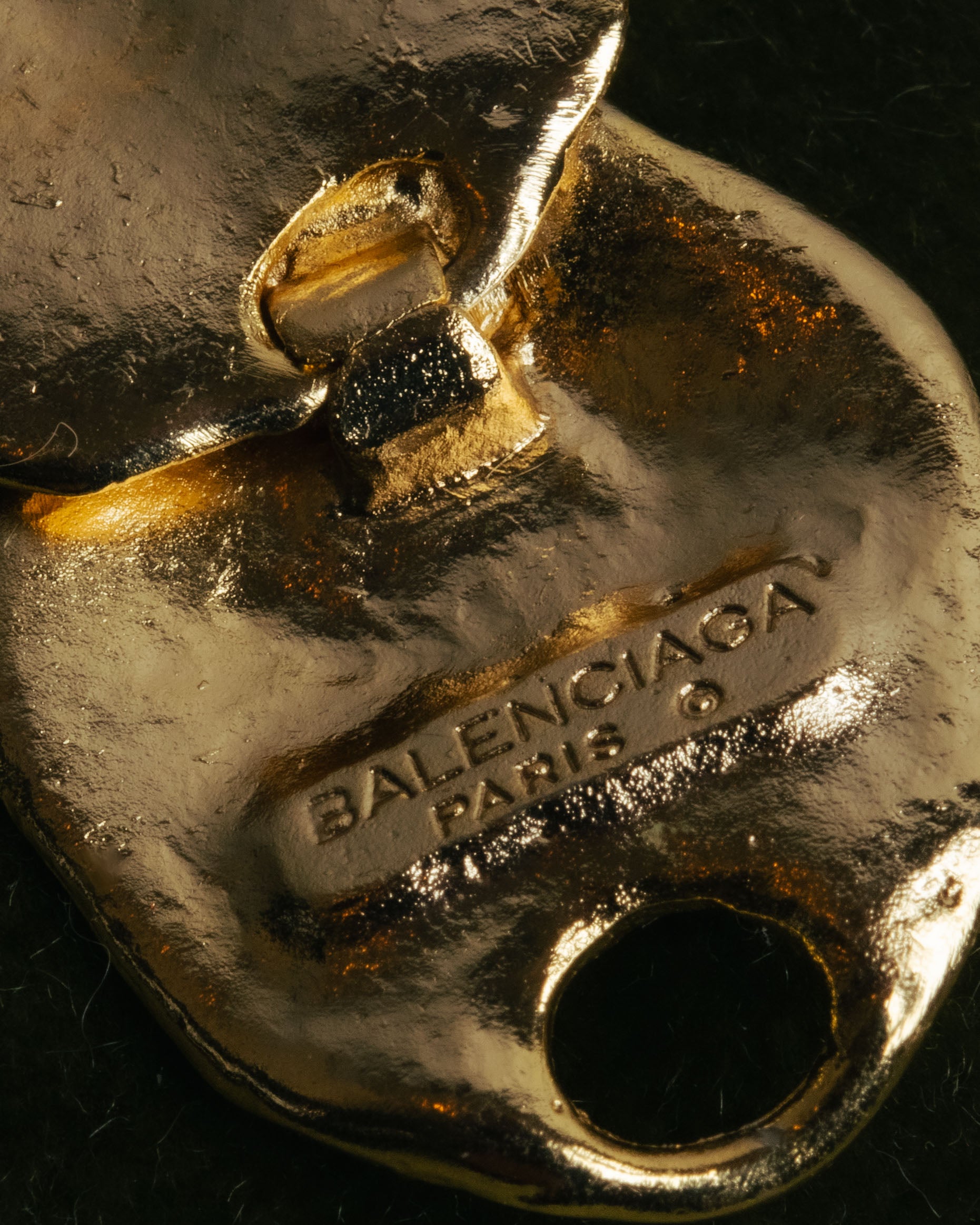 -SPECIAL- “BALENCIAGA” 2000-2012 Ghesquière era sculptural petal bracelet