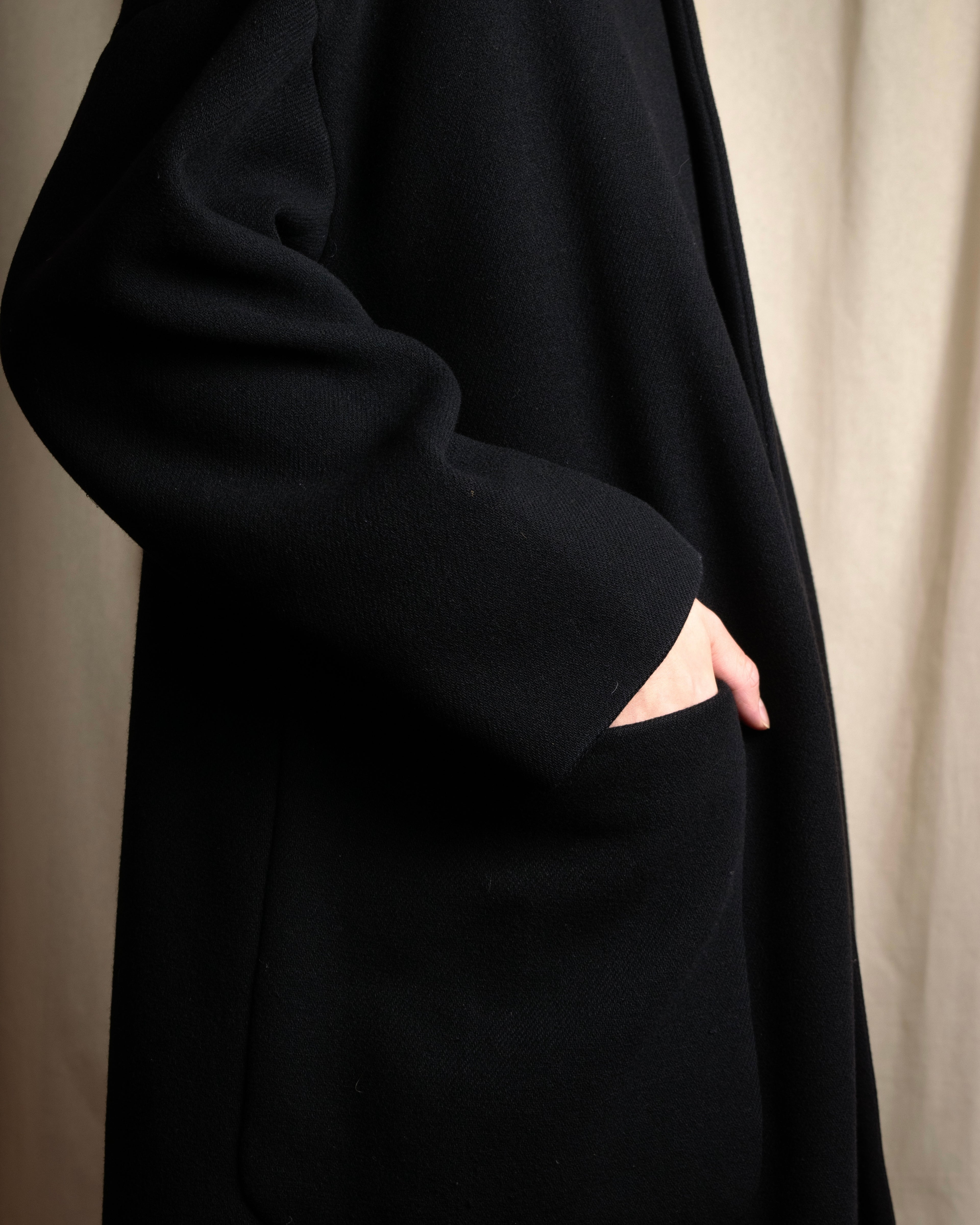 "ISSEY MIYAKE PLANTATION" Minimalist design A-line stand collar coat