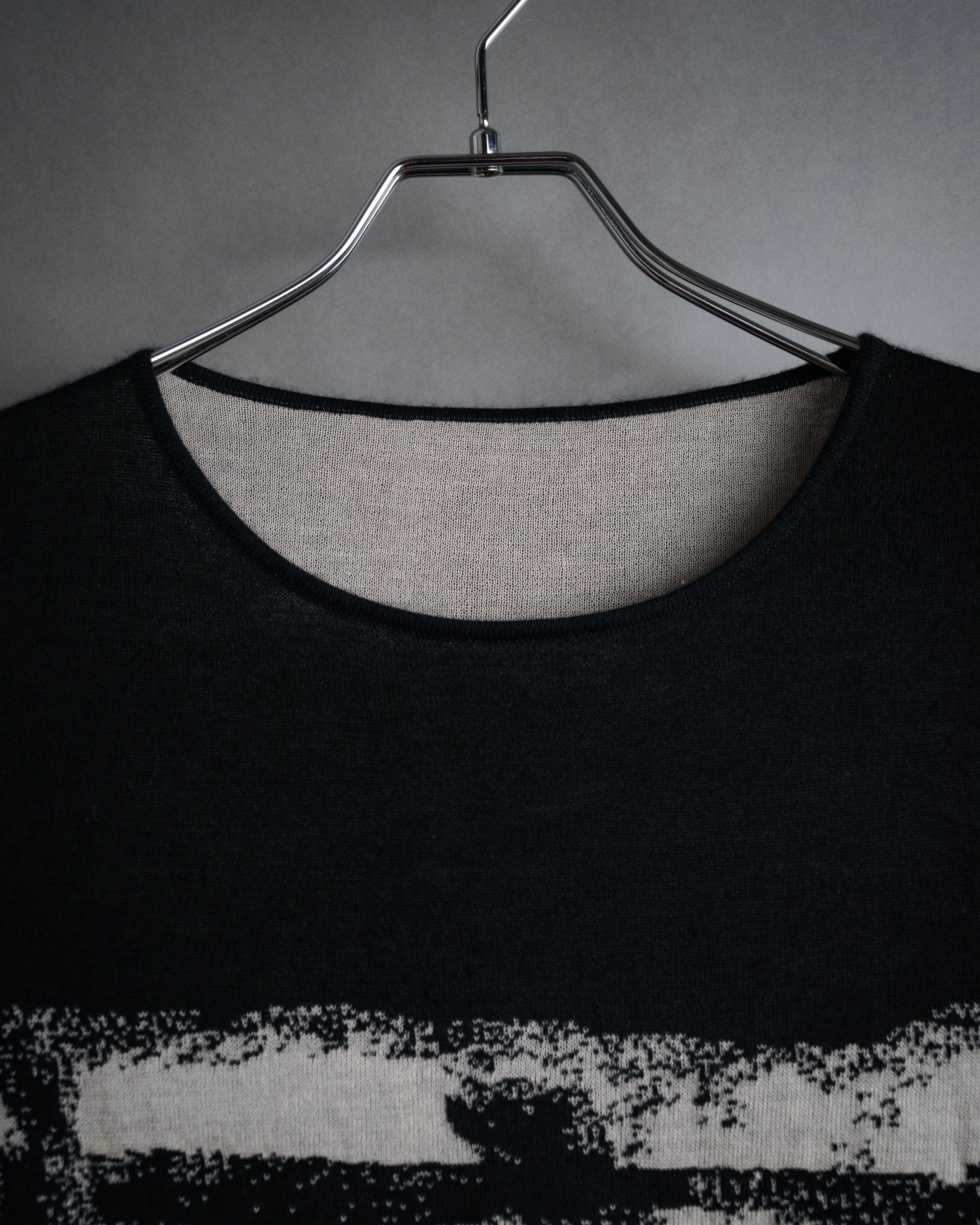 “CHANEL” 90’s-00’s Abstract grid knit top
