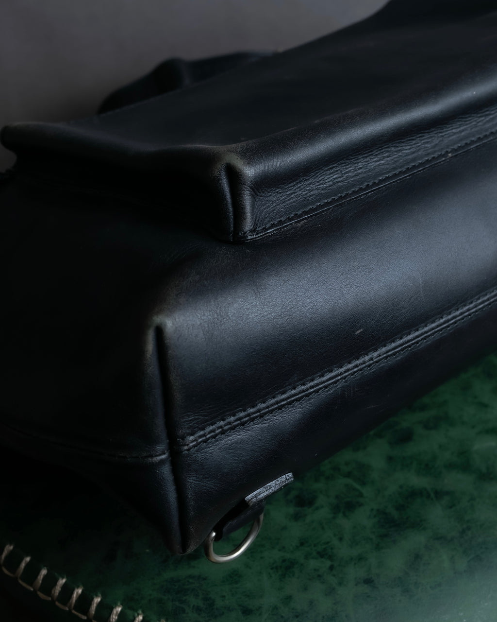 "JEAN PAUL GAULTIER" Logo engraved clasp frame 2way leather bag