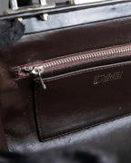 "Roberta Di Camerino"
 Velvet combination design hand bag