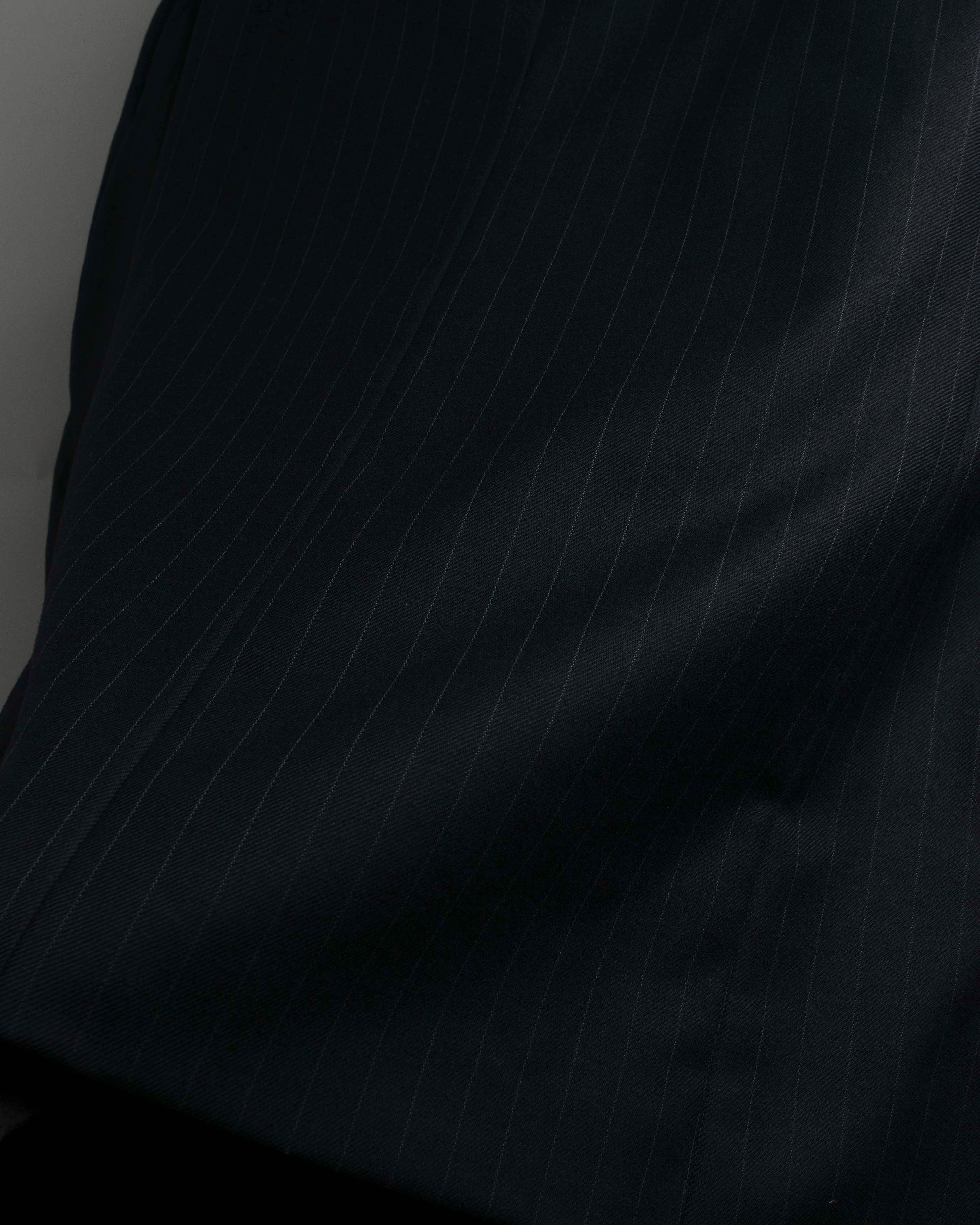 "YVES SAINT LAURENT" 00's shadow stripe pattern beautiful tailoring set up