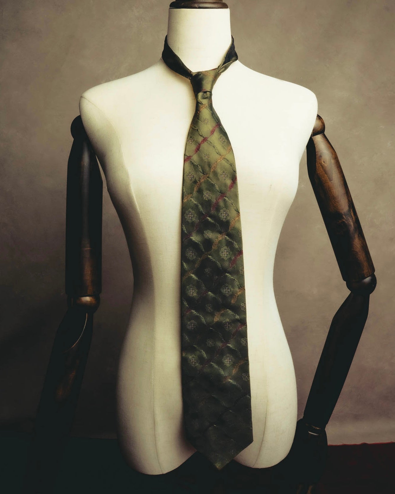 "Yves Saint Laurent" 80's-90's Olive silk jacquard necktie