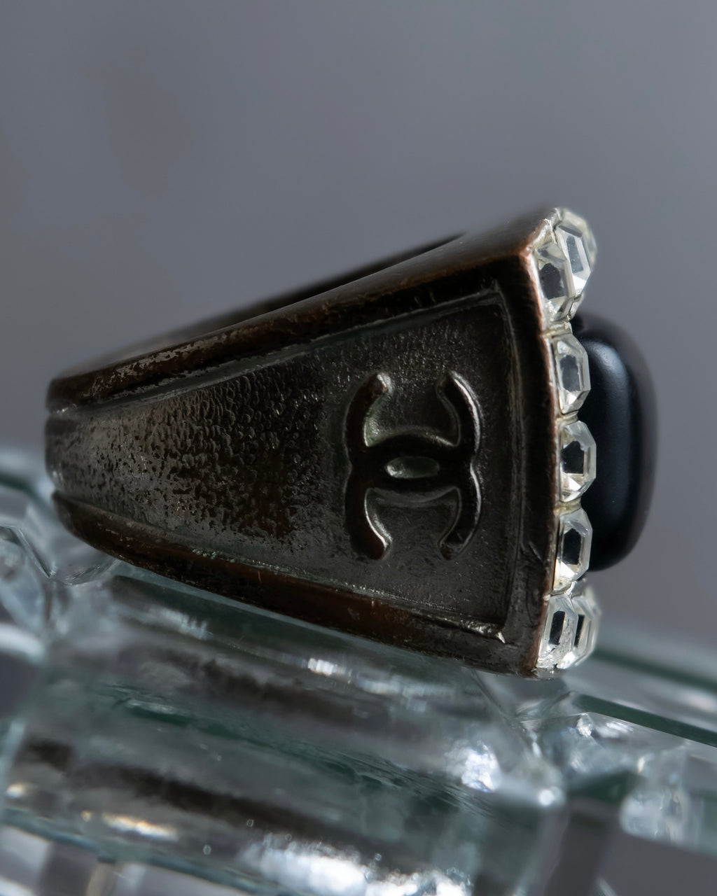 "CHANEL" 00s' rhinestone design ring