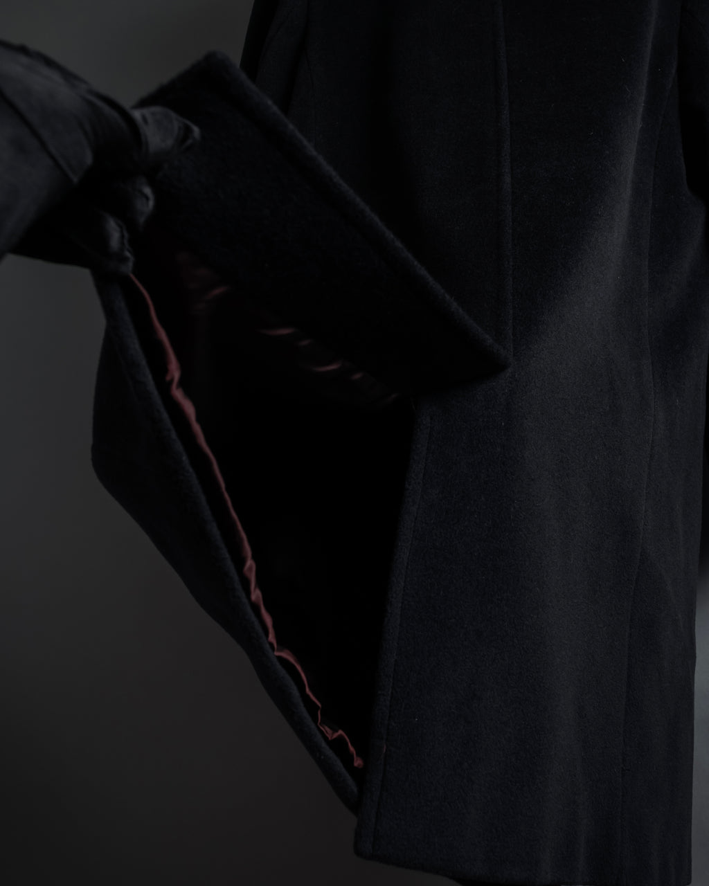 "Max Mara" 90's White tag tailored collar angora mix coat