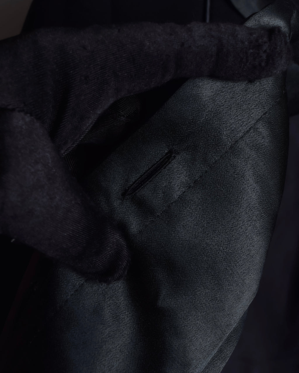 "BALENCIAGA La Mode" Satin-switched piping design tailored jacket