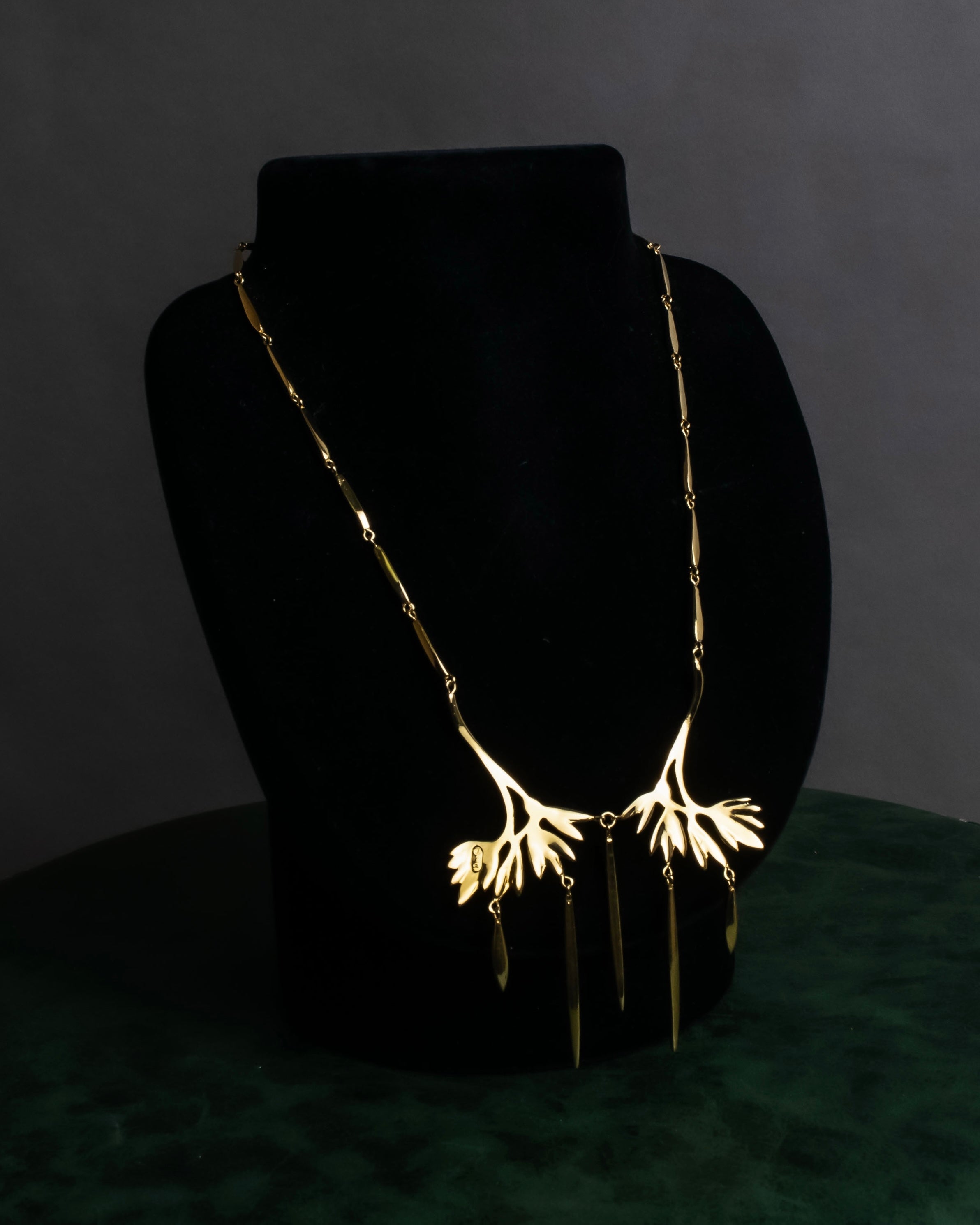 "Christian Dior" Branched leaf motif gold necklace