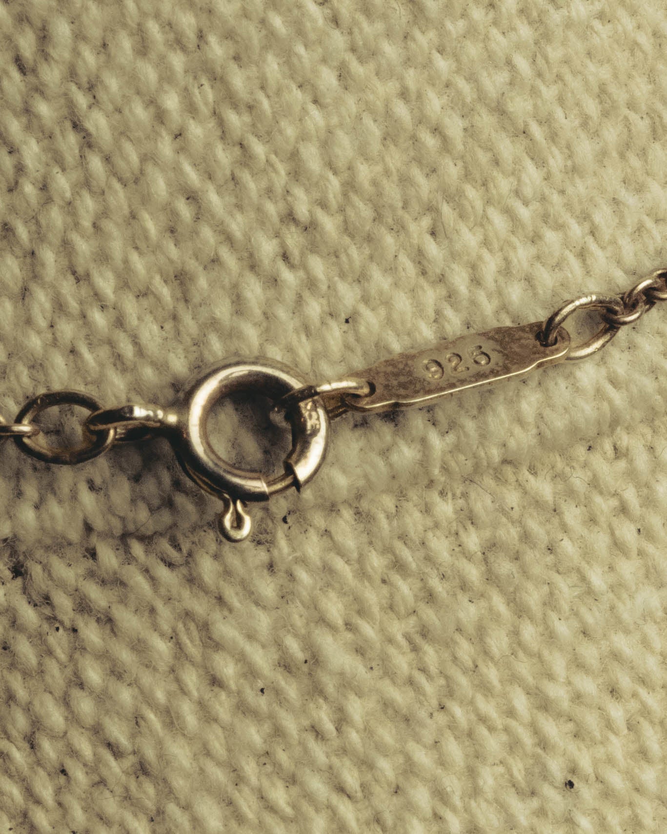 "Tiffany & Co." 80's-90's Sculptural triple bow necklace