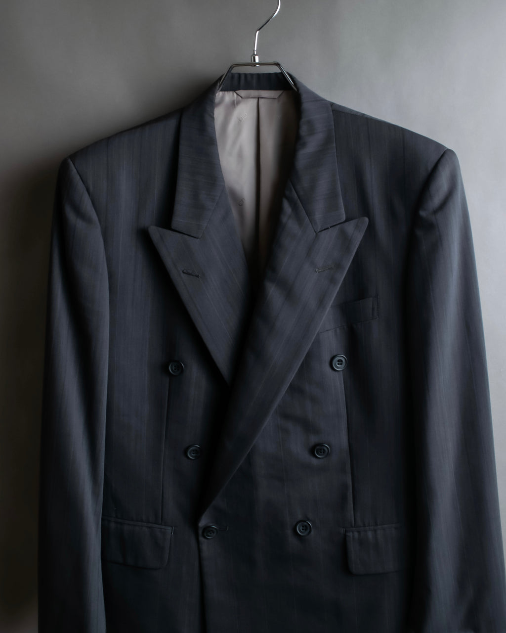 "CHRISTIAN DIOR MONSIEUR" Shadow stripe pattern classical formal detail set up