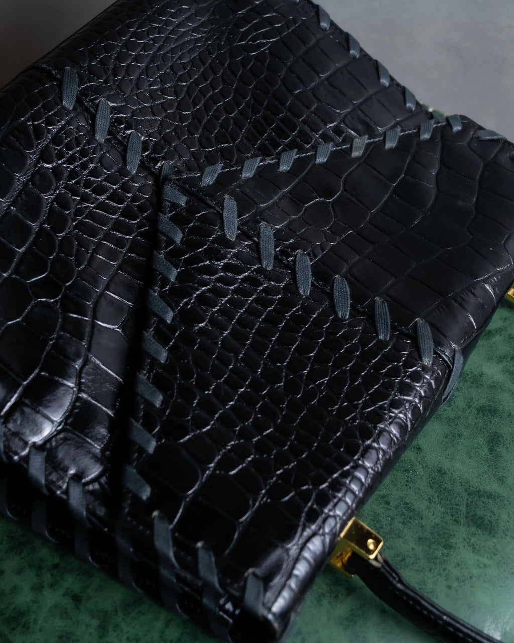 "YVES SAINT LAURENT" Braided stitch design crocodile embossed leather one-handle bag