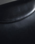 "Salvatore Ferragamo" 90’s Jewelry gold chain design leather bag