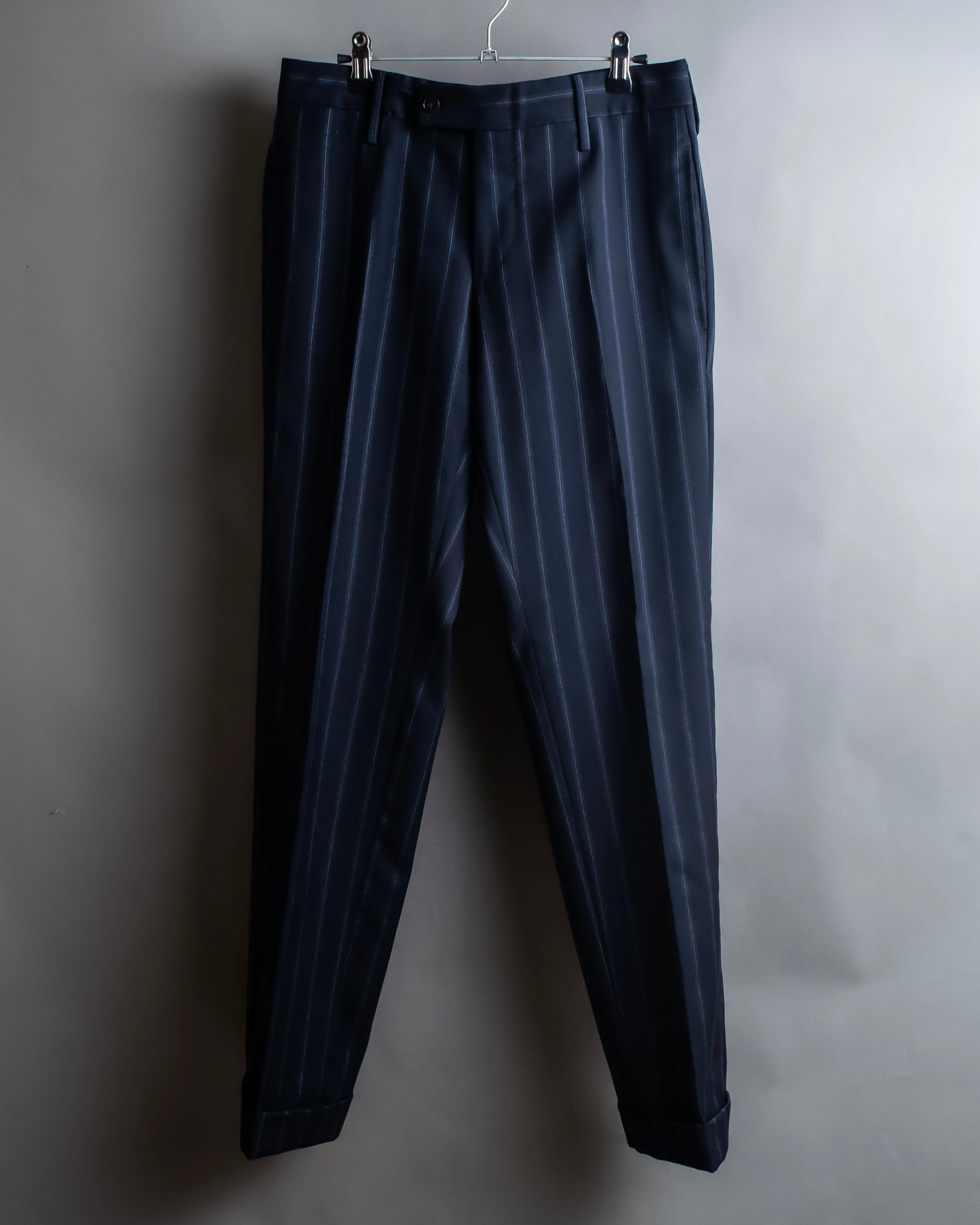 "GUCCI" Notch drop shaped tailored jacket & tapered silhouette slacks stripe set up