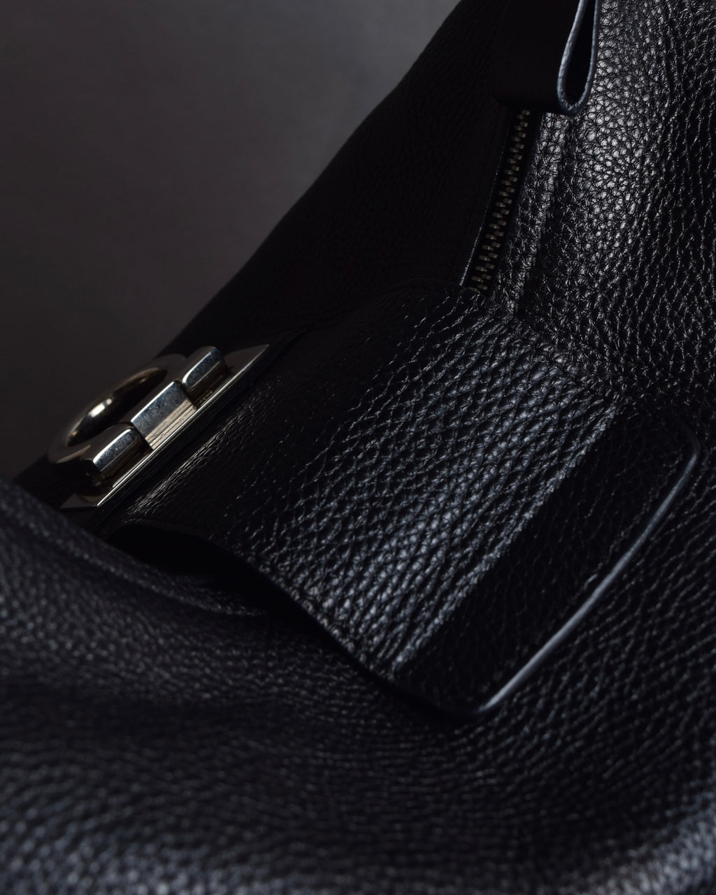 "Salvatore Ferragamo" Gancini motif design large leather shoulder bag