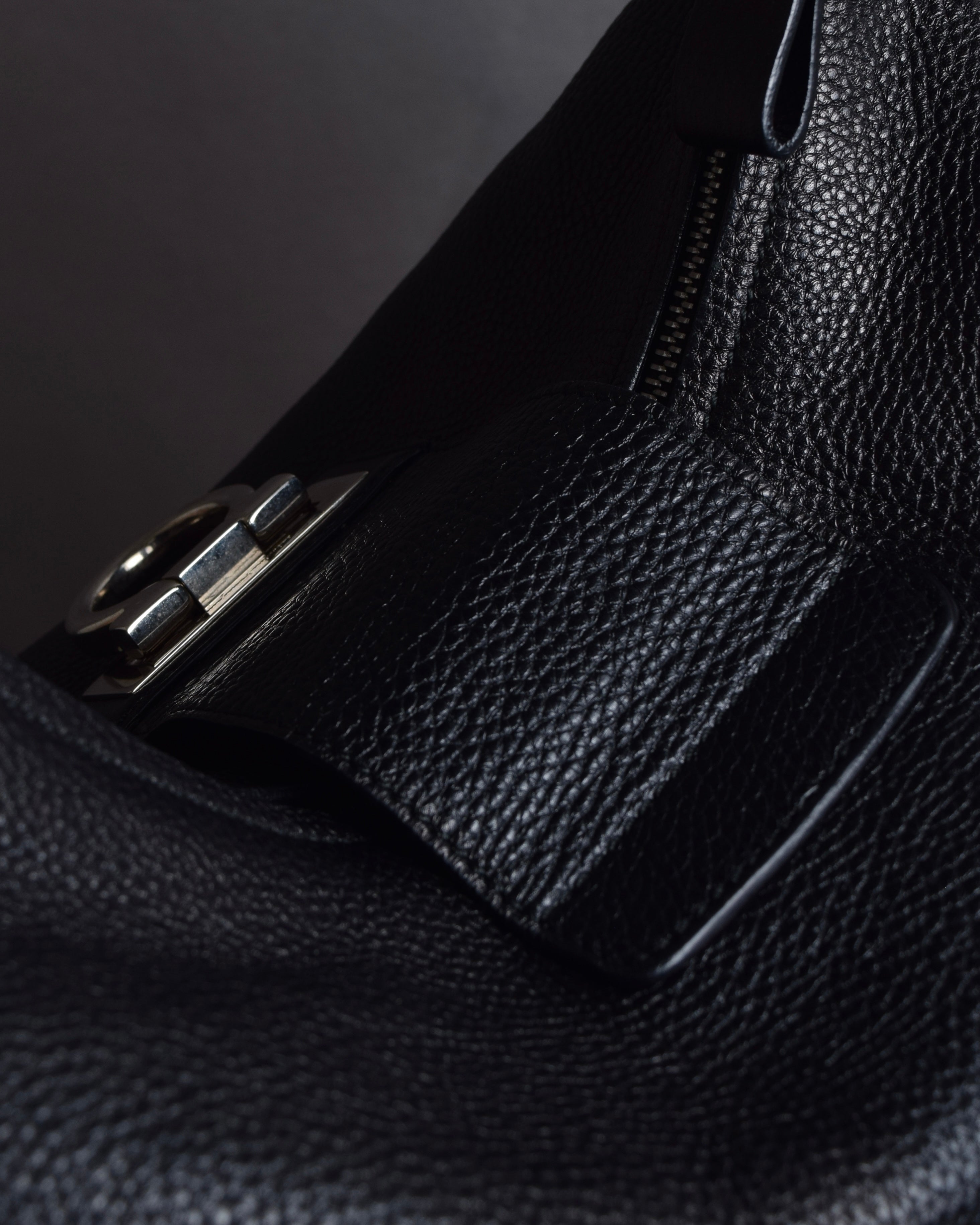 "Salvatore Ferragamo" Gancini motif design large leather shoulder bag