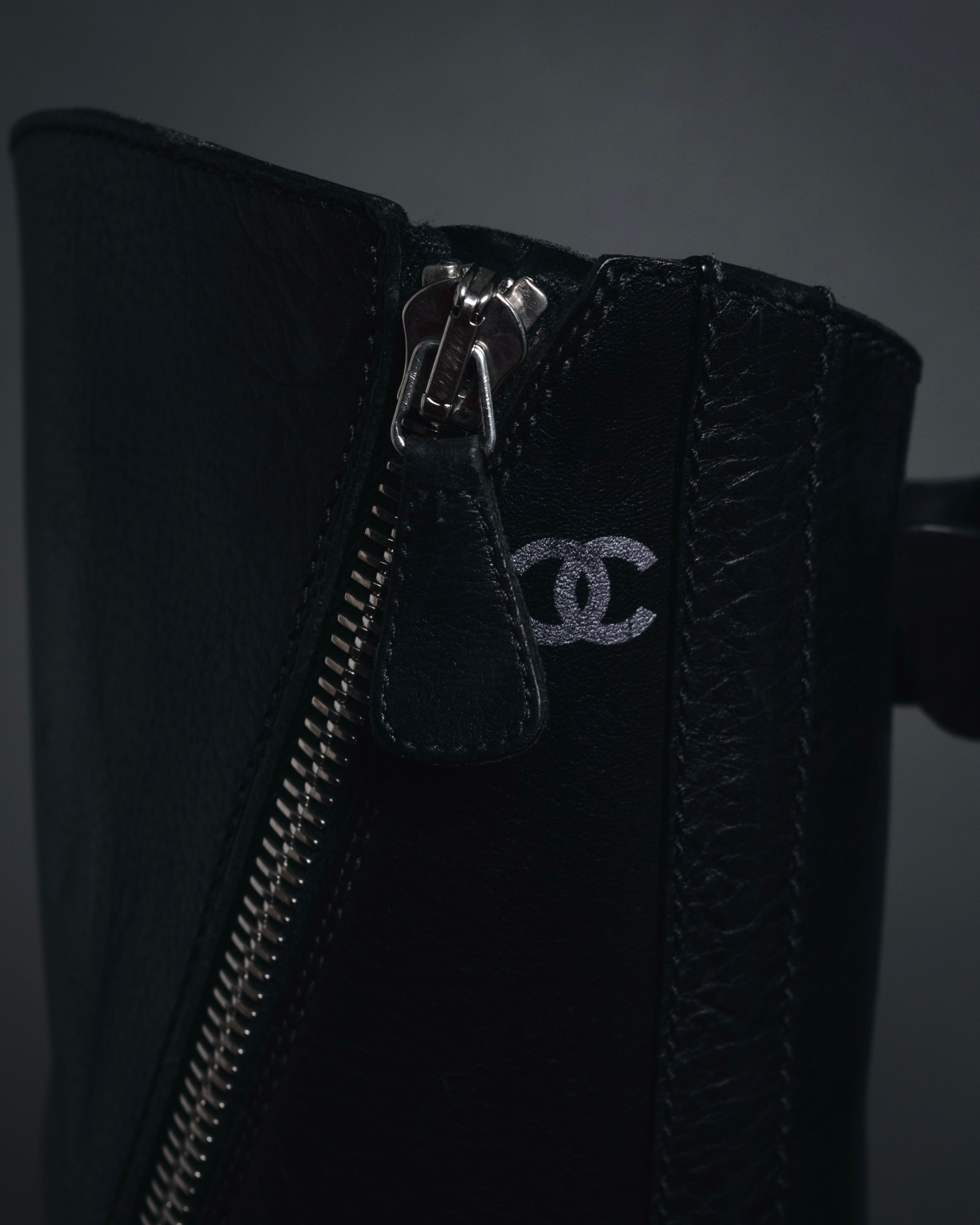 "CHANEL" 2006-12 Double-buckle leather engineer boots