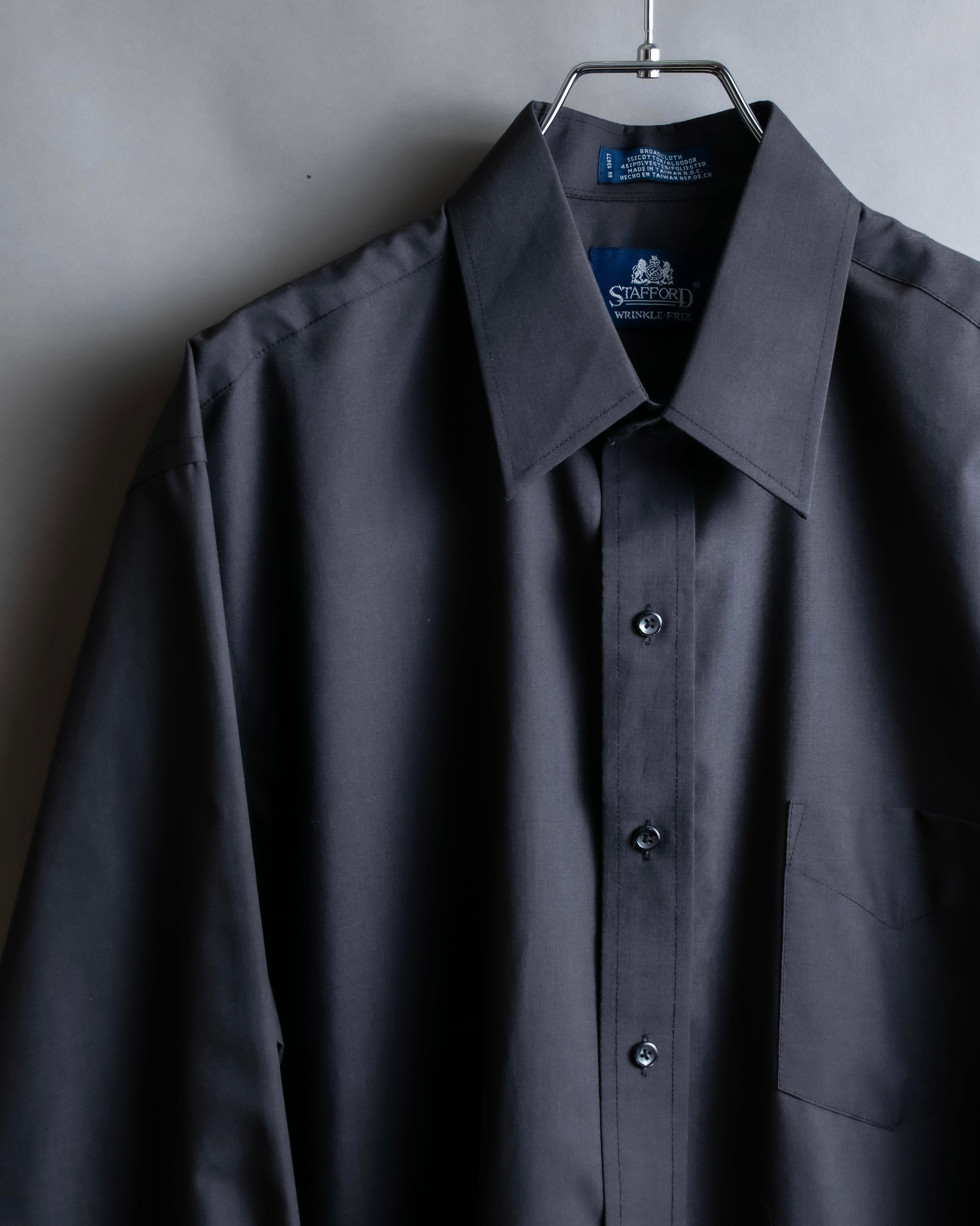 "STAFFORD" Beautiful glossy regular collar shirt