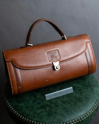 "BURBERRYS" Horizontally shaped brown leather one-handle bag
